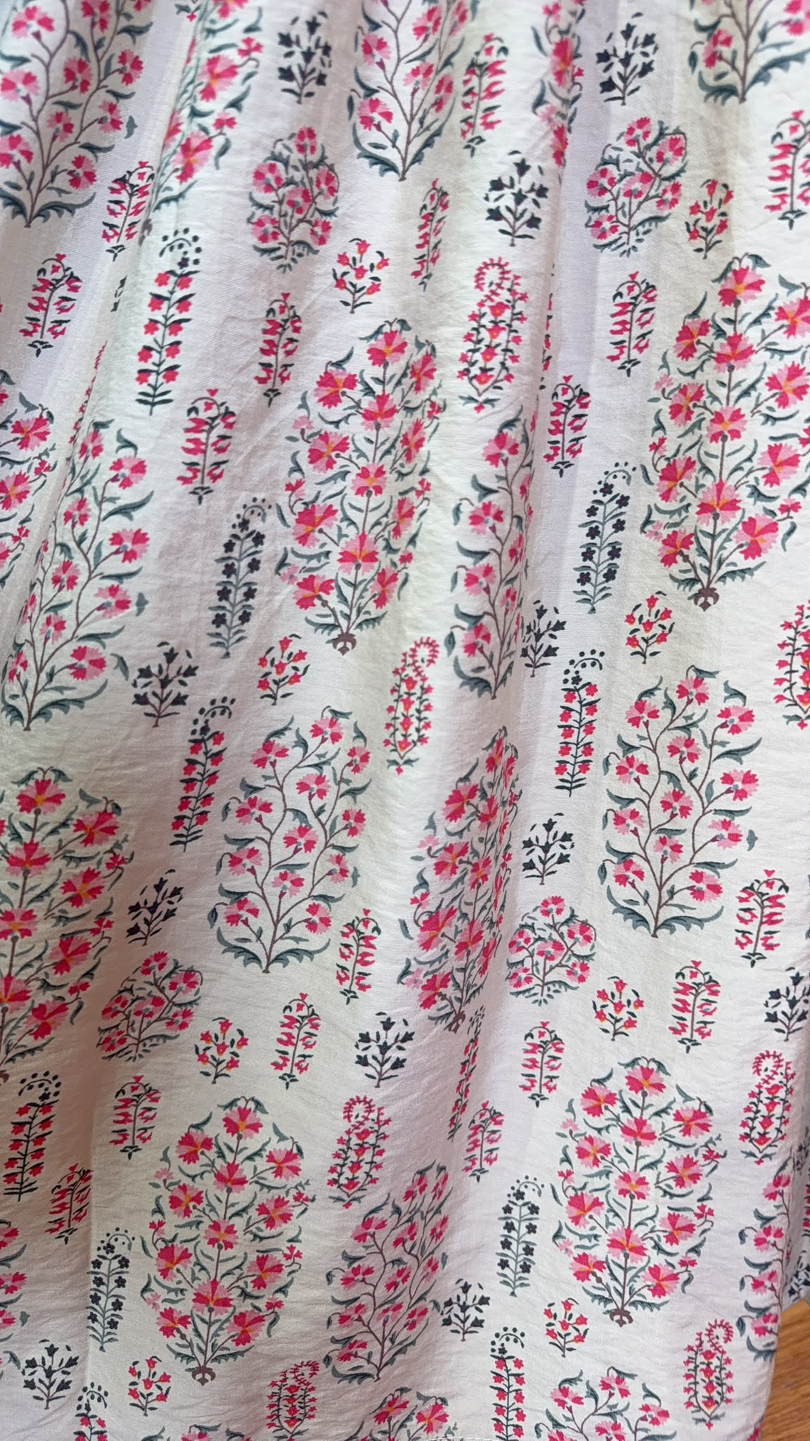 2870 Milk Tea Pink Mid-Sleeve Flower OP 42"