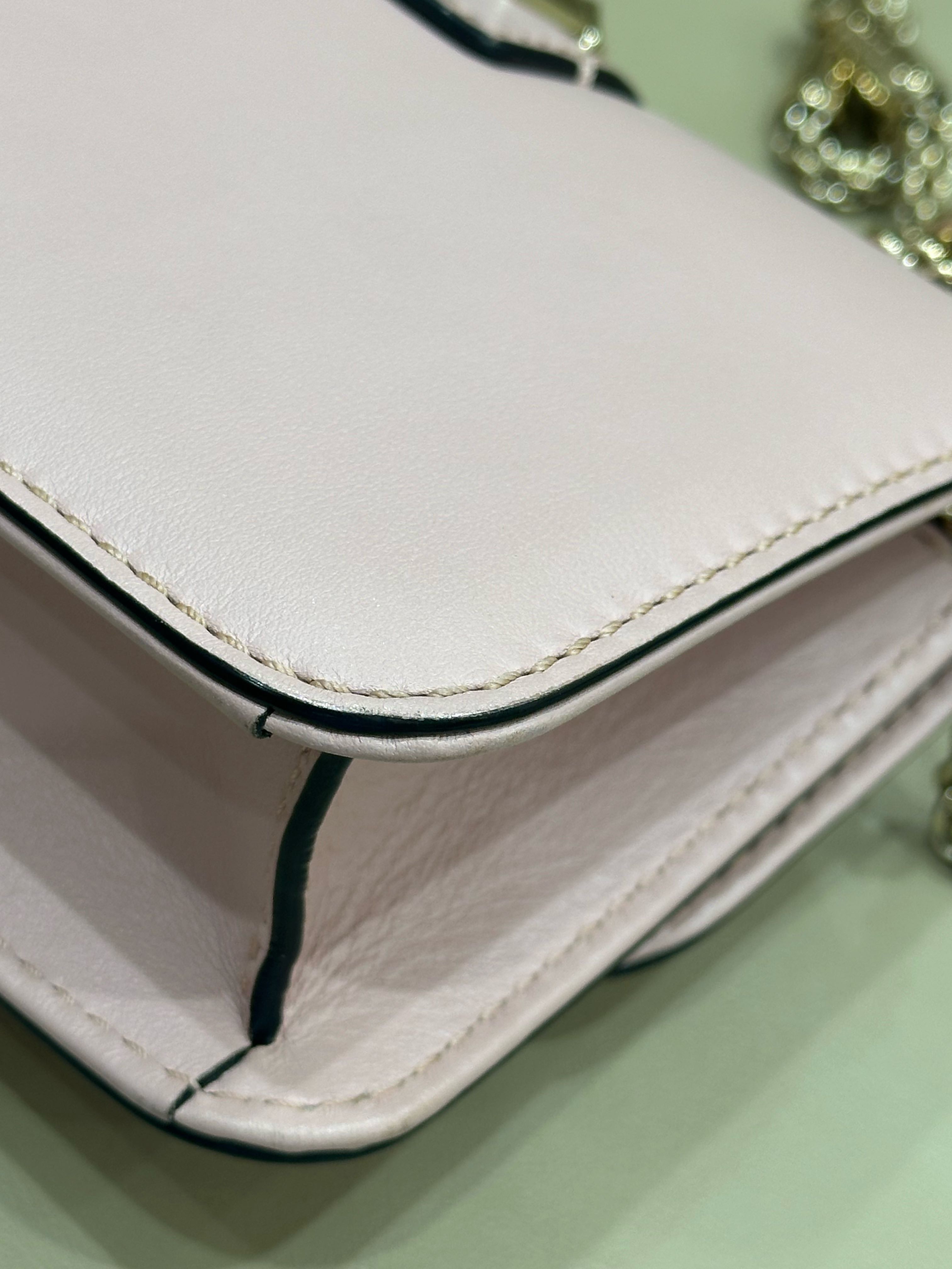 【預訂貨品】Valentino粉色woc