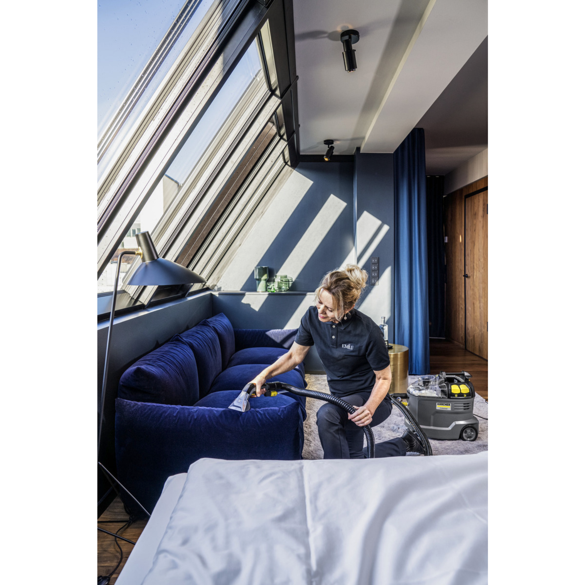 Karcher Puzzi 8/1 EU Spray Extraction Cleaner (Puzzi 8/1)