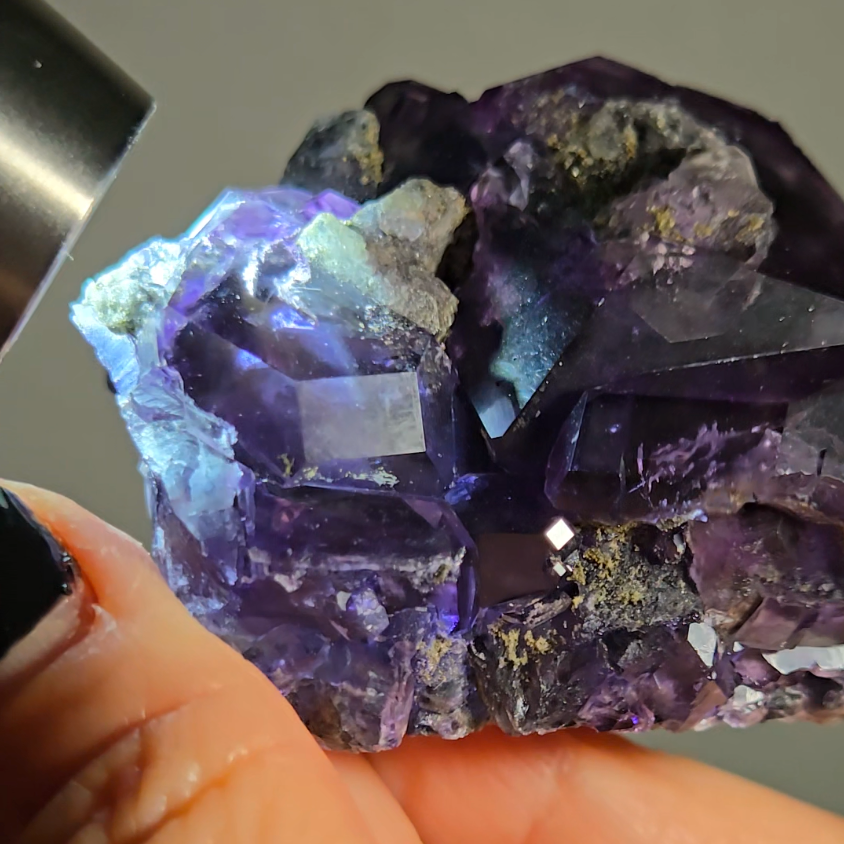 Indigo blue and purple tanzanite fluorite cluster - FL365