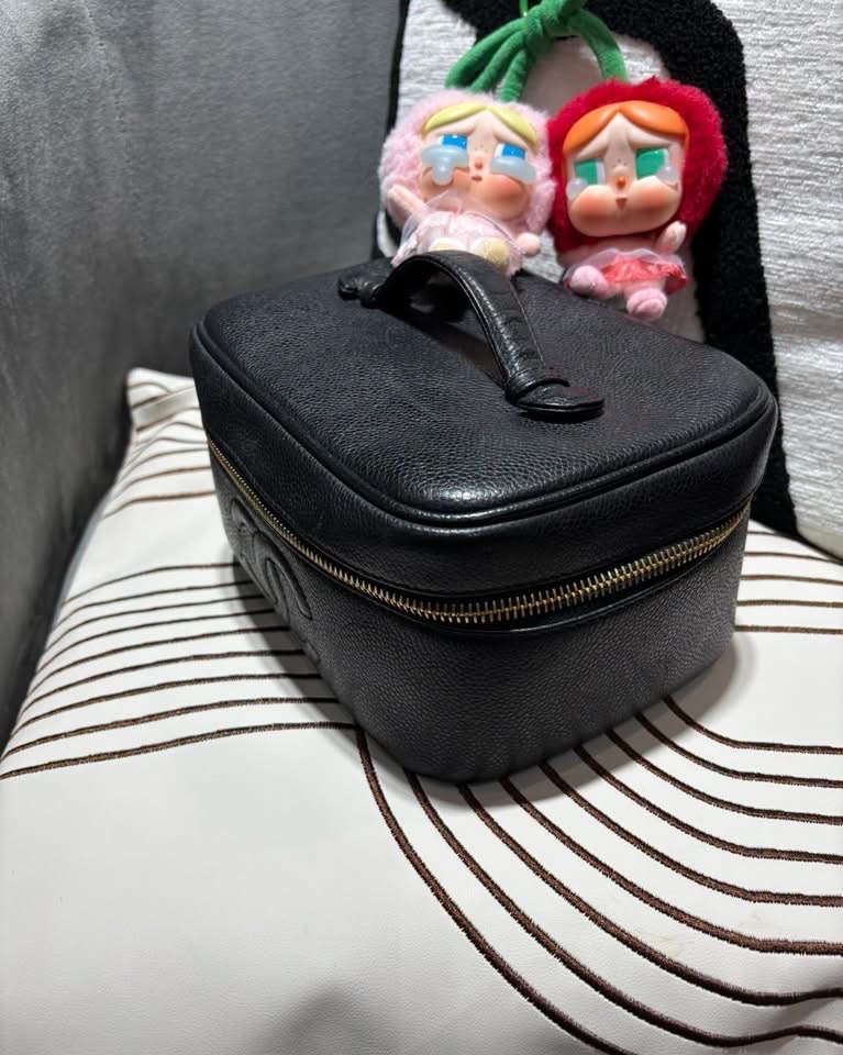 Chanel vanity Vintage 魚子醬牛皮金鏈中古化妝箱 100%Authentic ,90%new ✅貼