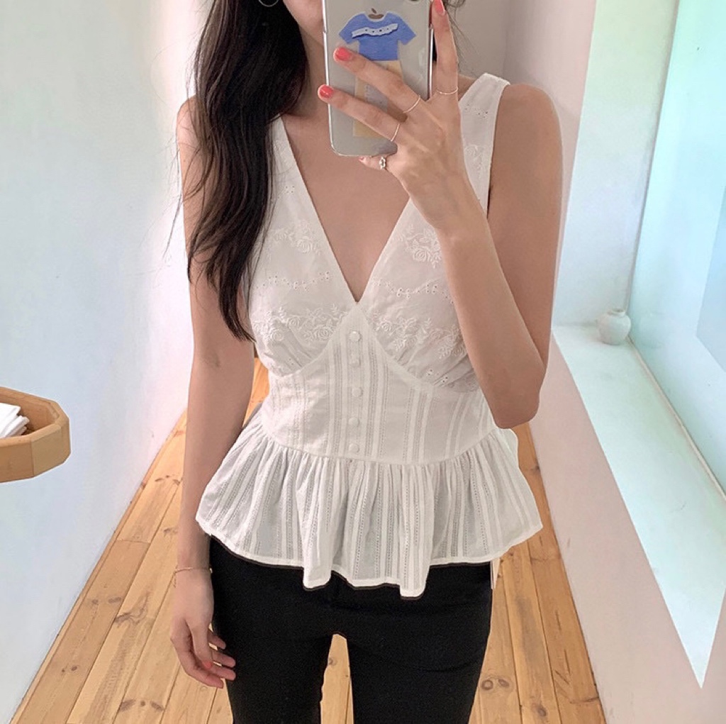 4480 交叉露背吊带上衣