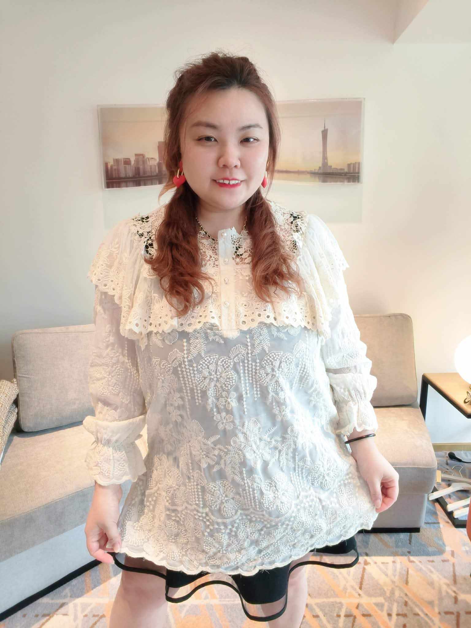 YCH01 602 美式复古蕾丝荷叶边长袖上衣（胸围 122CM平量）