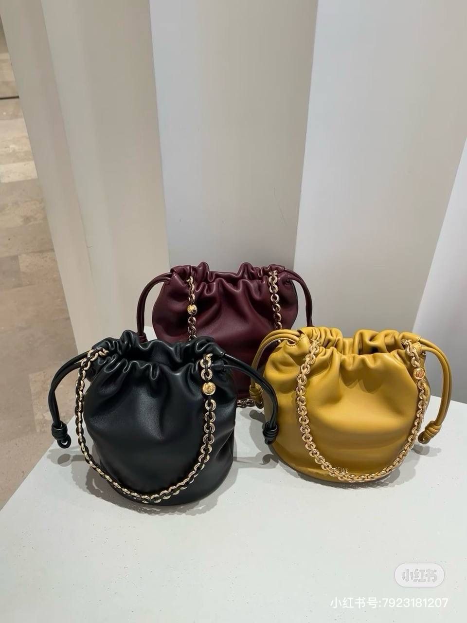 Loewe 罗意威 Flamenco Bucket 迷你水桶包