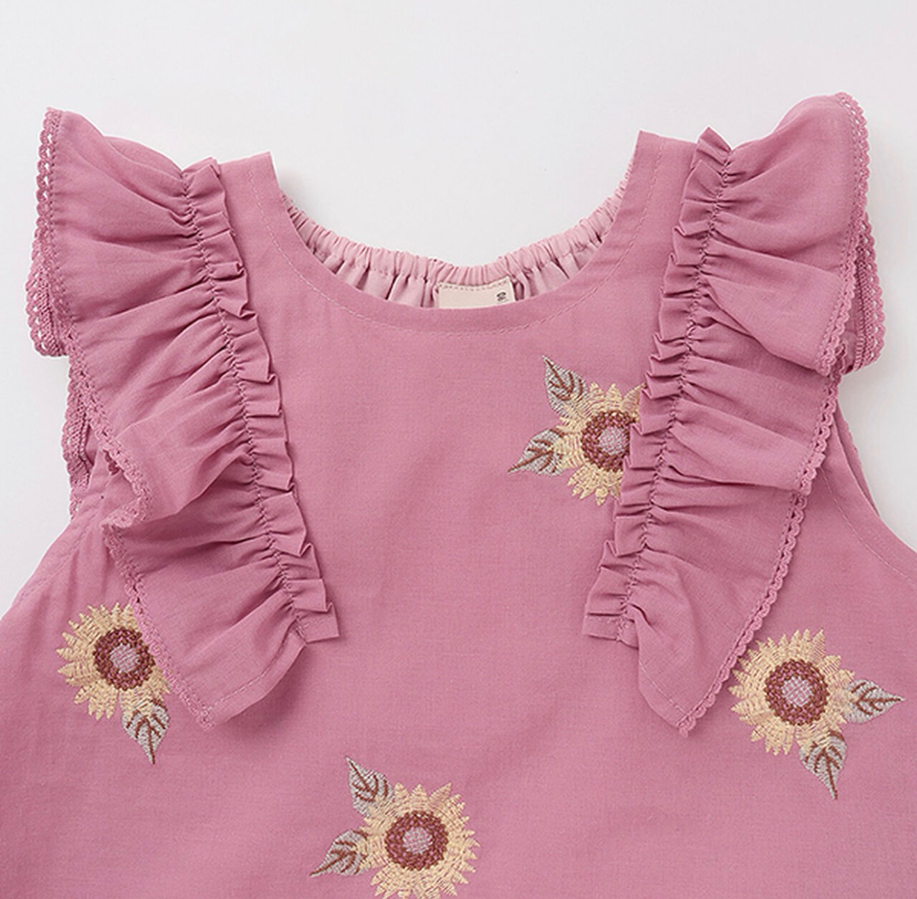 ▫️現貨▫️Petitmain向日葵🌻刺繡背心（2色）
