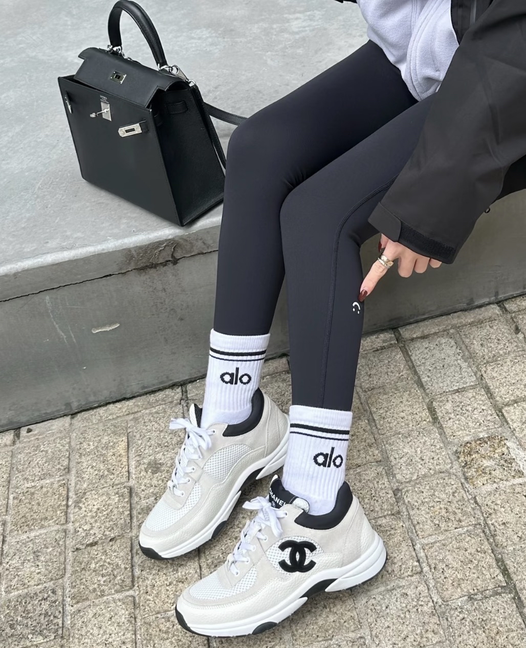 Chanel 熊貓運動鞋