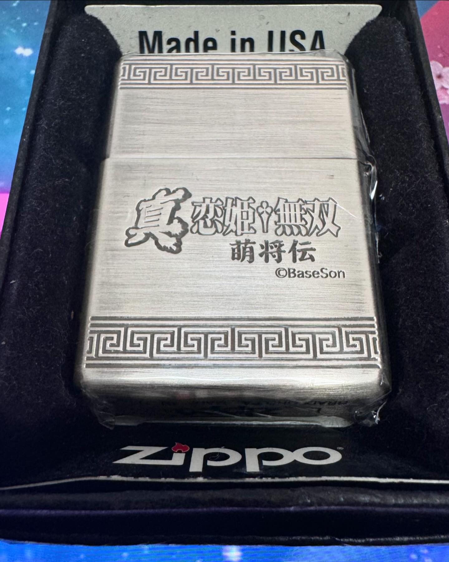 🔥Zippo🔥2009年日版《真戀姬無雙萌將傳》 鳳統雙面雕刻紀念收藏絕版鍍 