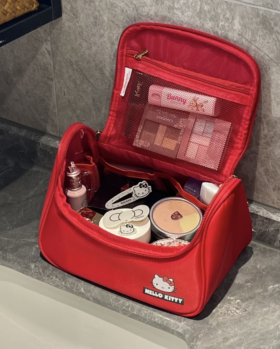 Hello Kitty 化妝包