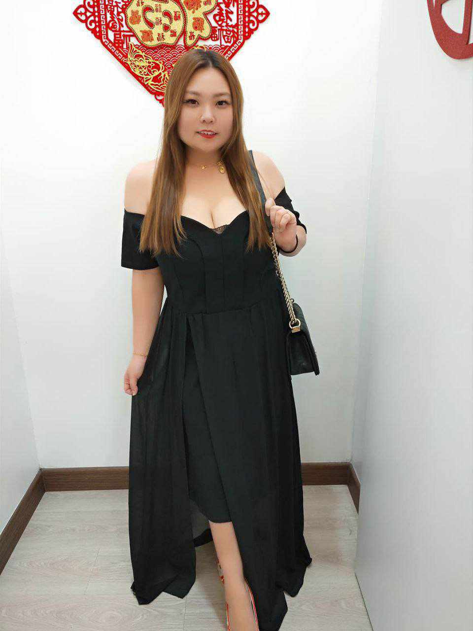 TT378 一字肩M领短袖长纱礼服