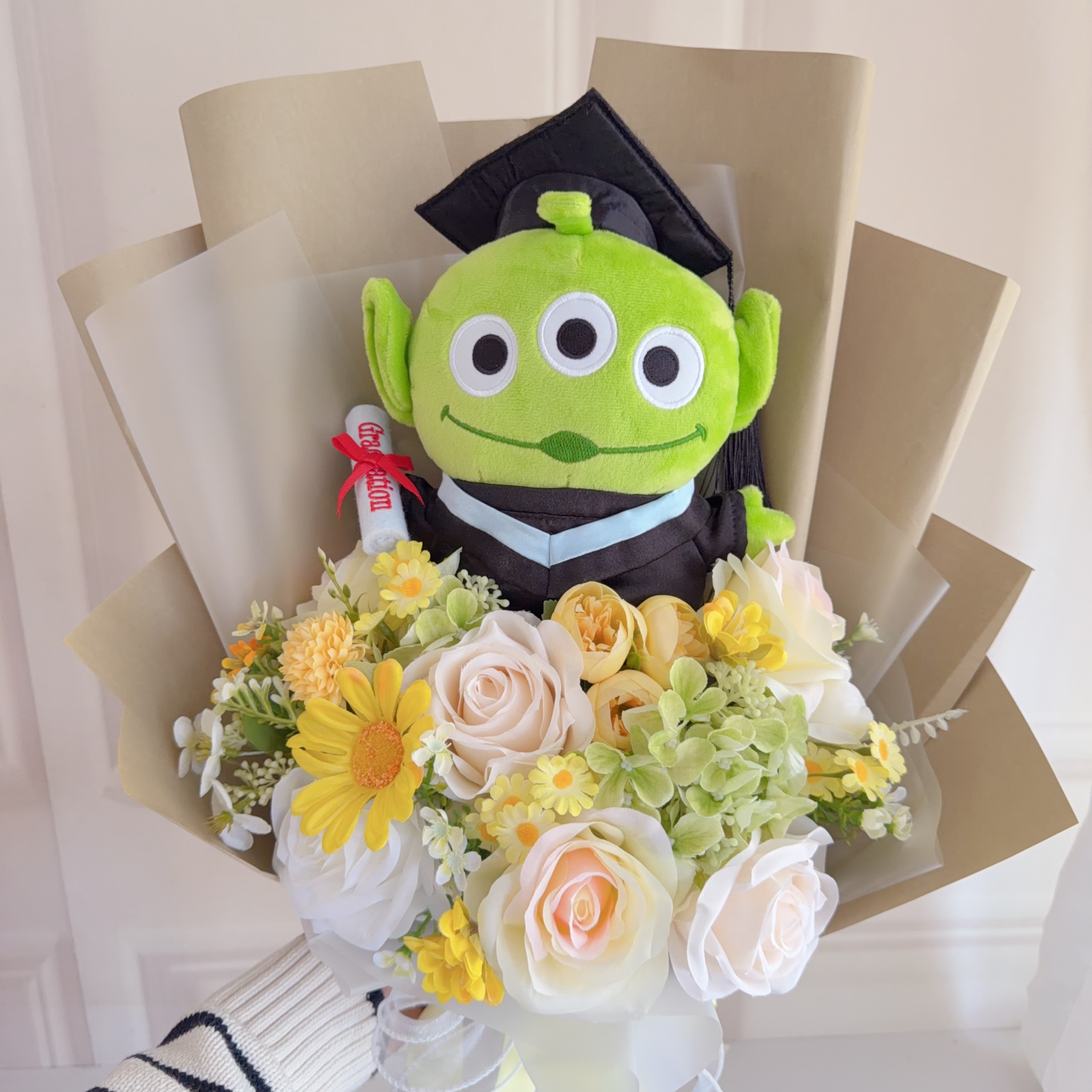 (現貨)三眼仔公仔花束 