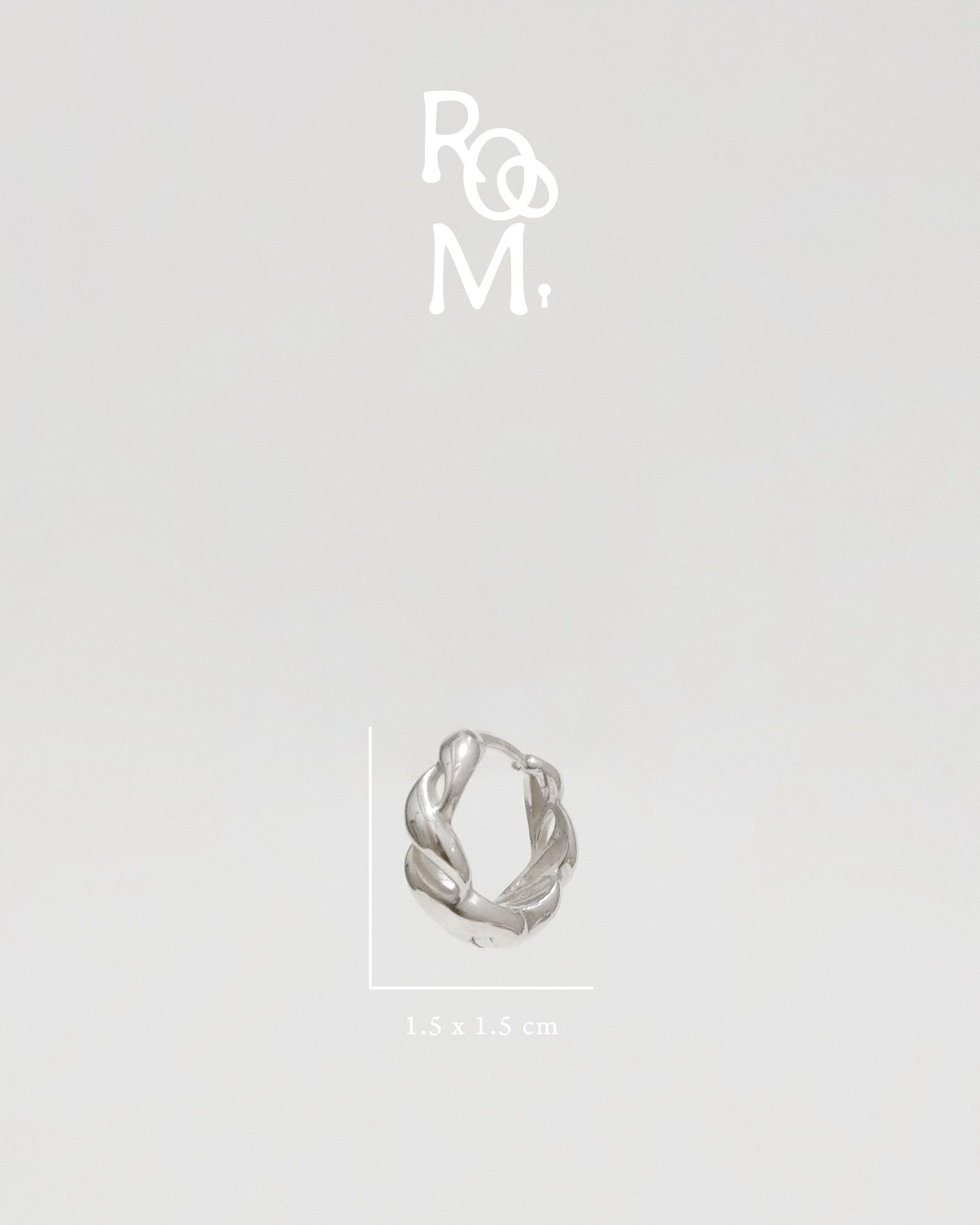 Pure Silhouette Twist Earrings