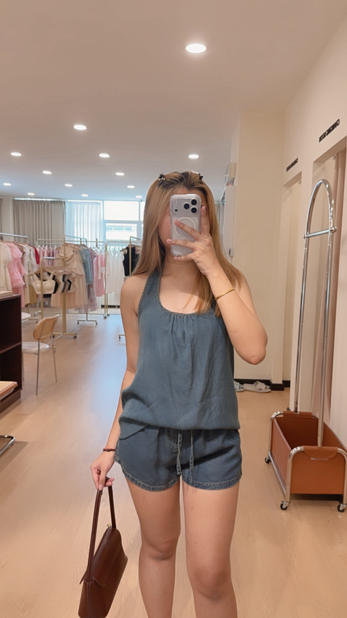 W8318牛仔挂脖套装