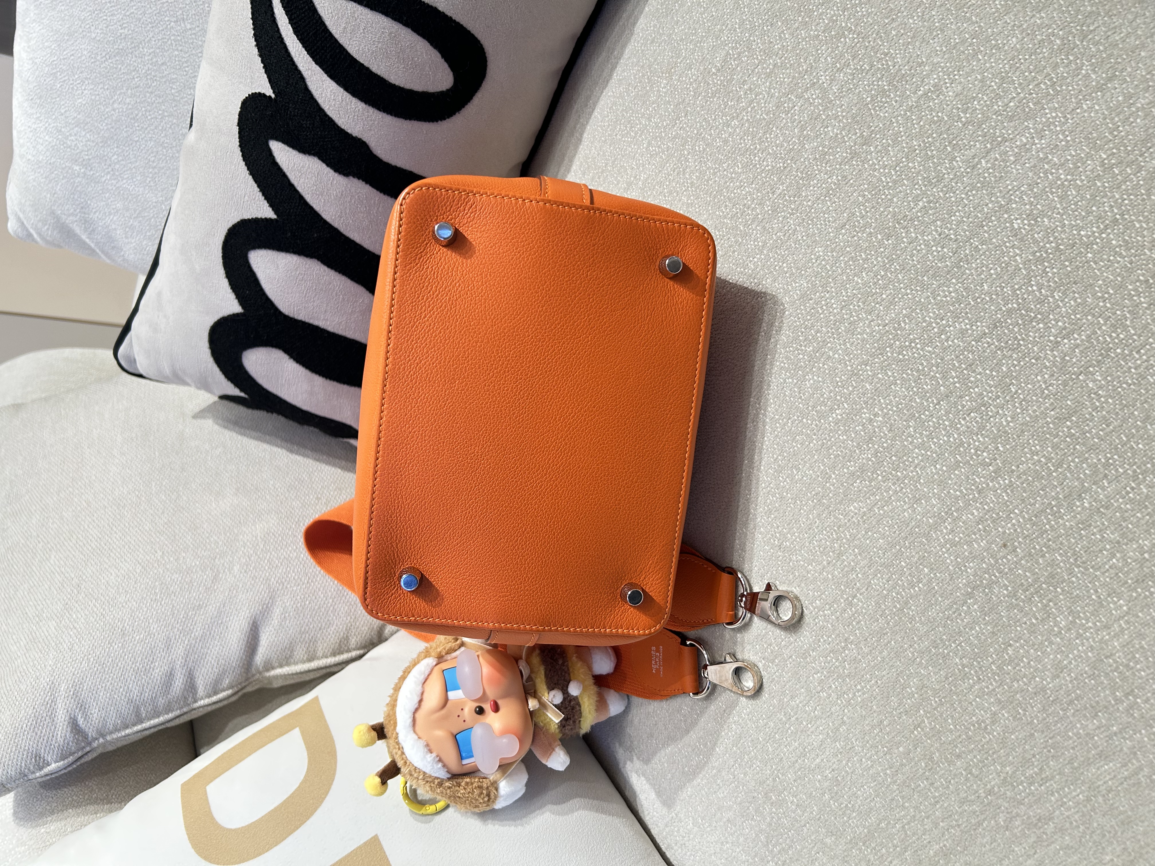 Hermes toolbox 20,orange ,STAMP T evercolor,100%Authentic ,98%new ✅KEY LOCK ✅dust bag✅STRAP