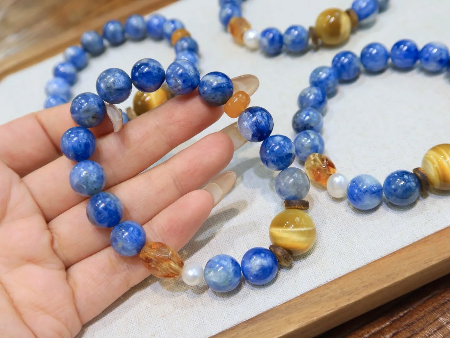 天然藍晶手鍊，尺寸：11mm