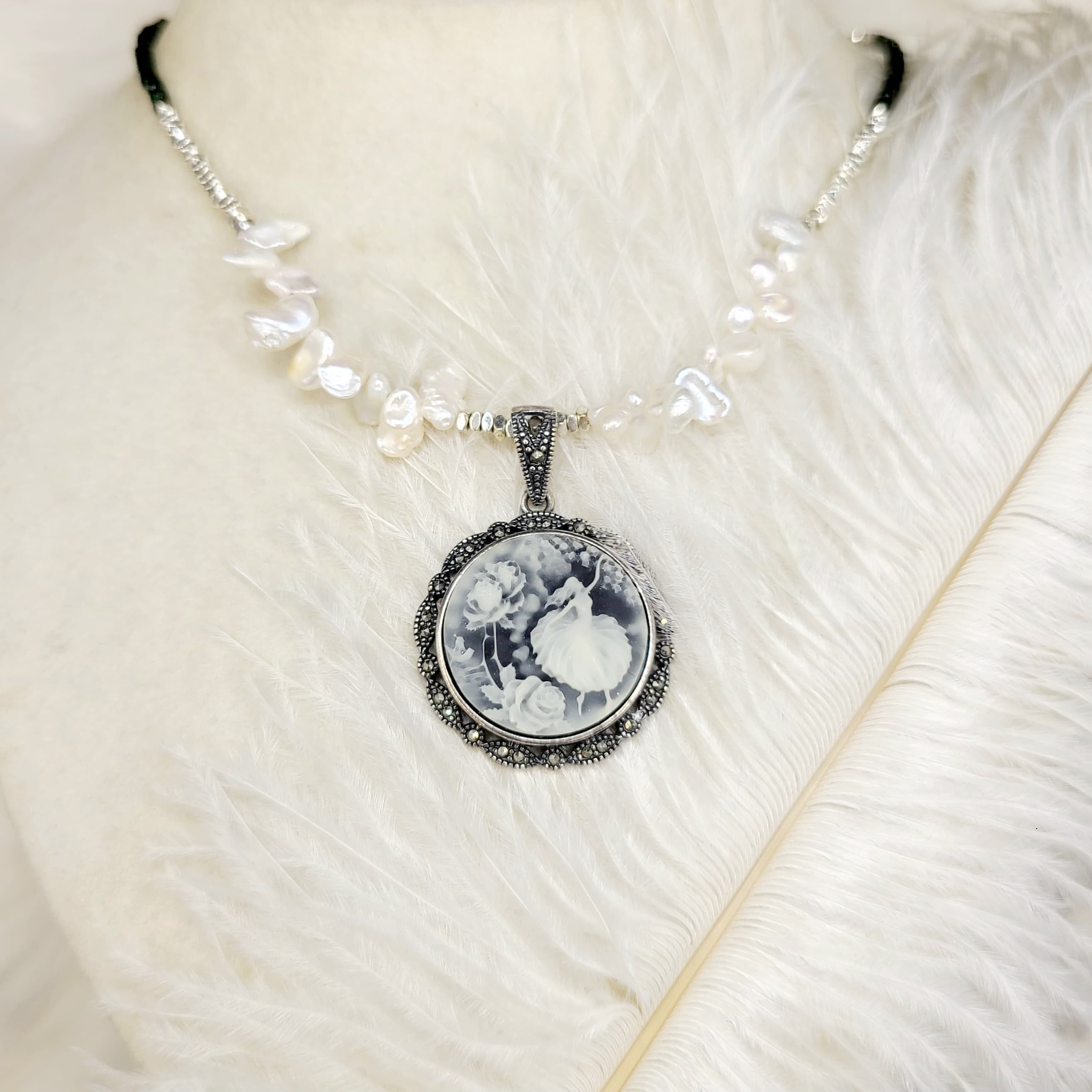 70年代瑪瑙雕刻Cameo配珍珠水晶choker