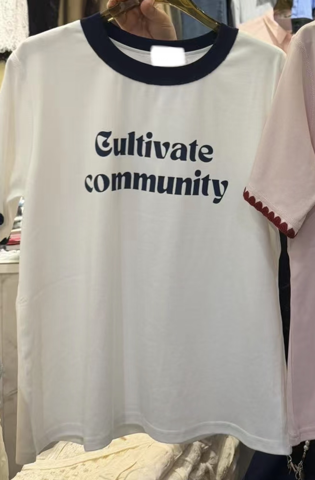 拼色邊滑棉tee 