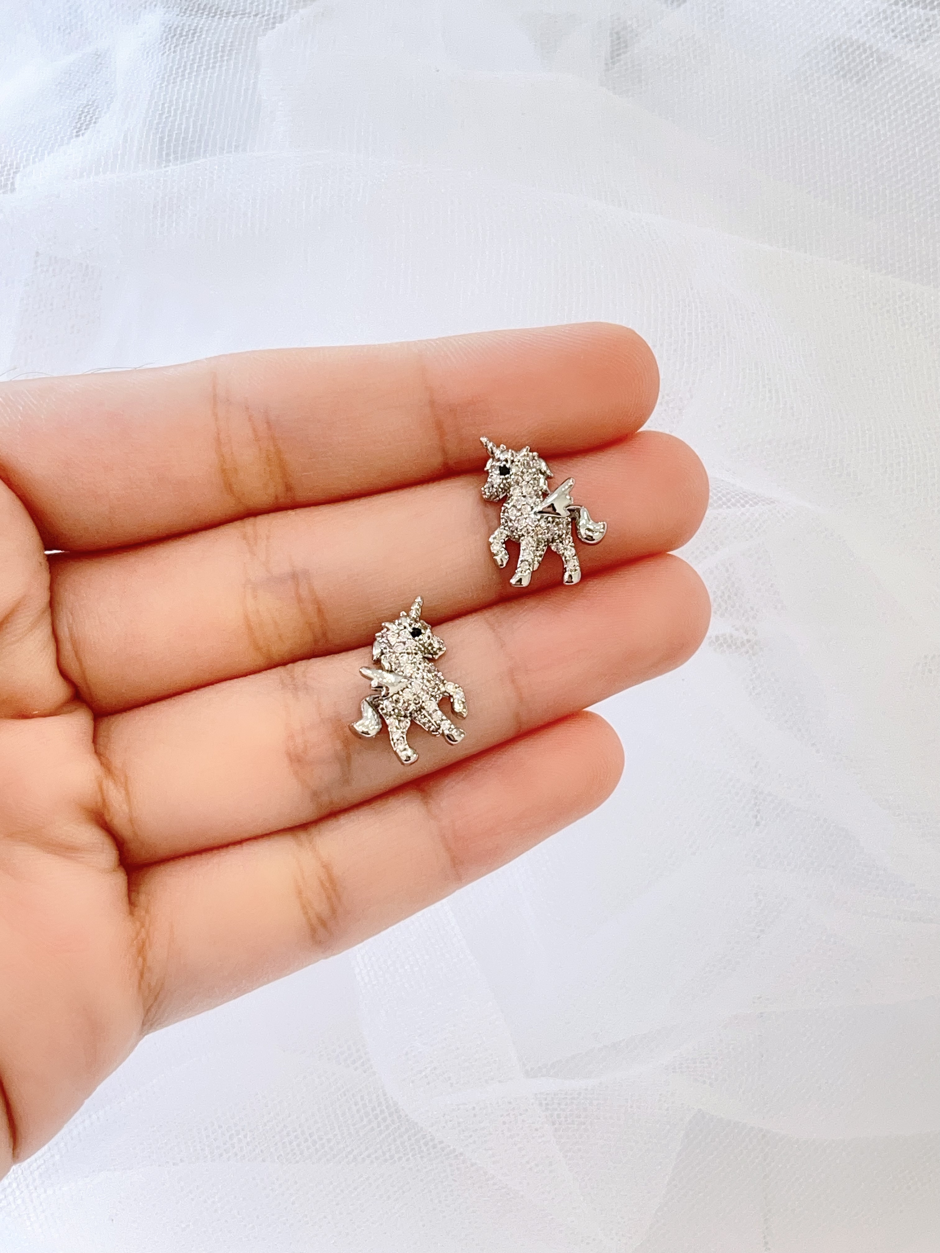 超闪满钻独角兽耳环