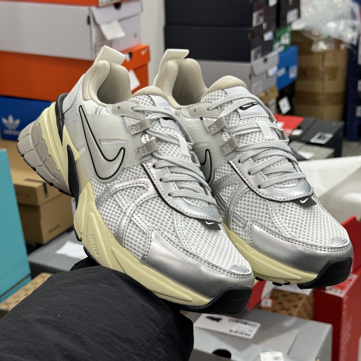 Nike V2K Run "Summit White/Metallic Silver" FD0736-100