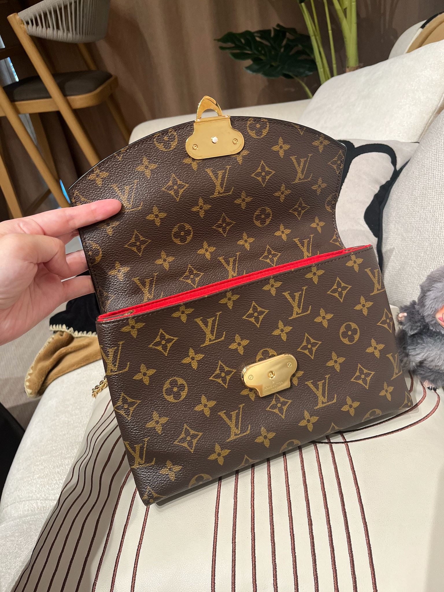 Lv Saint Placide Monogram Chain SHOULDER BAG M43713 100%Authentic ,98%new✅dust bag  