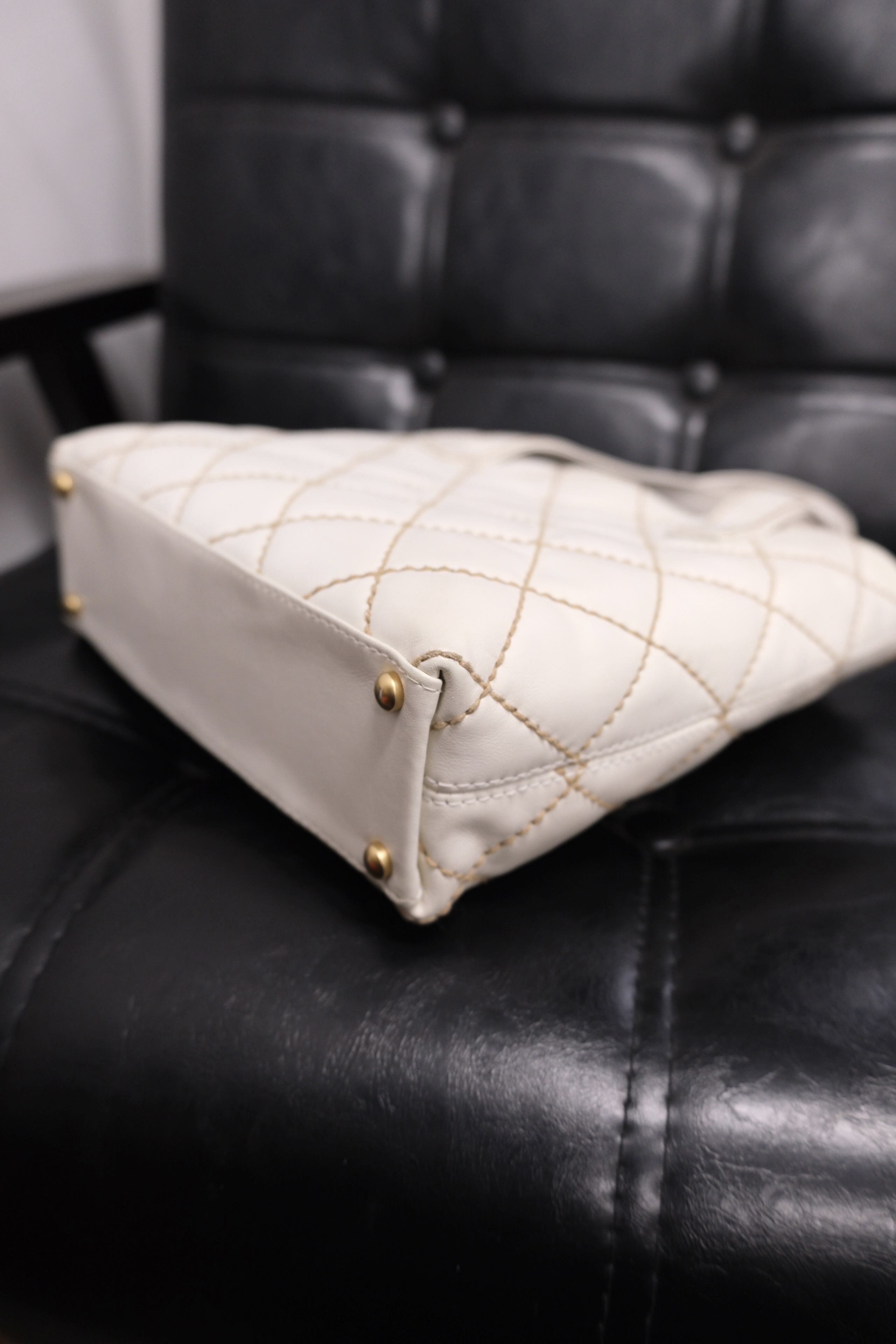 Chanel Wild Stitch Lambskin Tote bag White Gold 