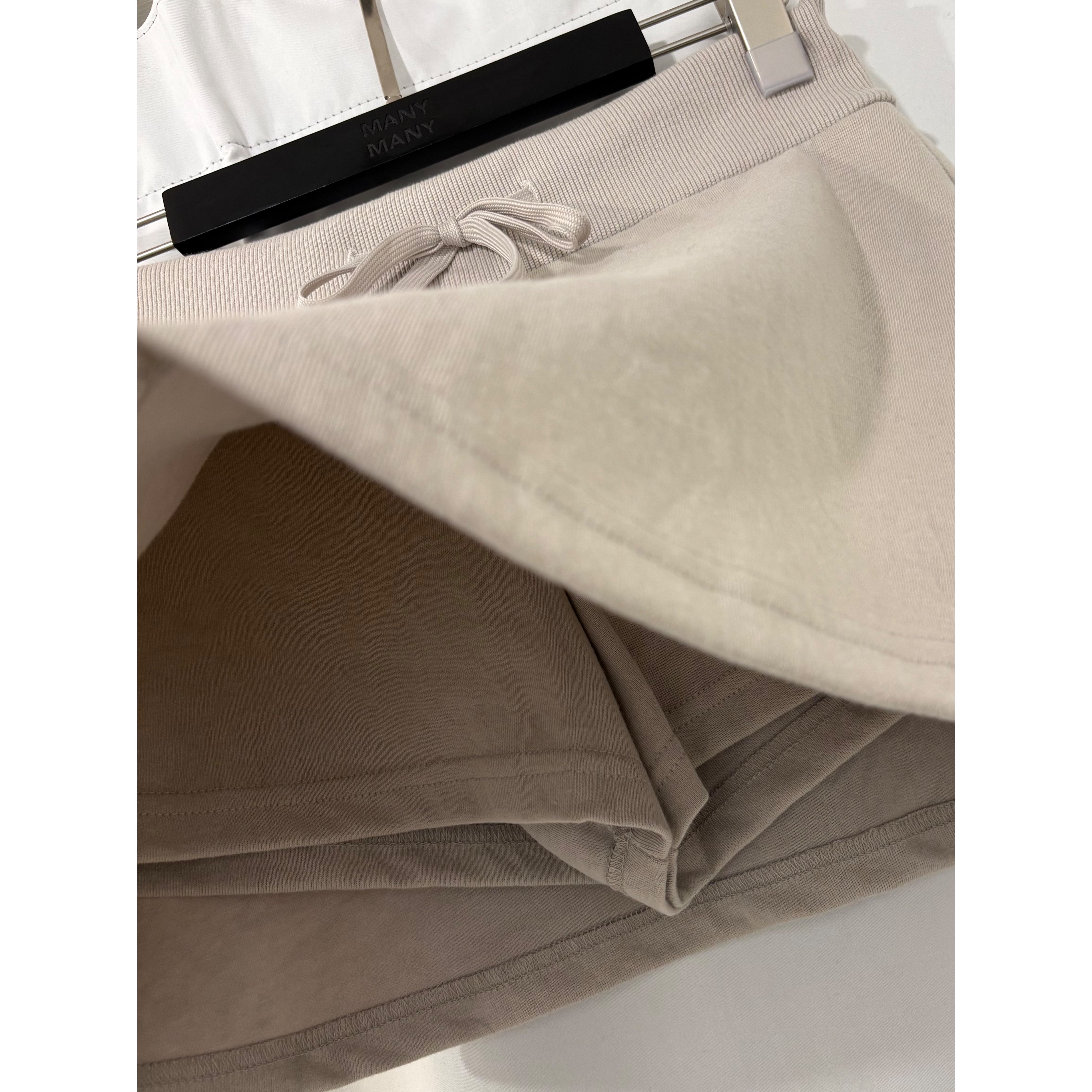 新品價4月10截單🤍《DAILY SKPT》 2604D