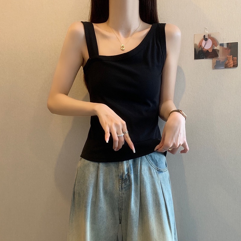 B405(16115) 韩版纯欲斜领口设计感黑白内搭背心 