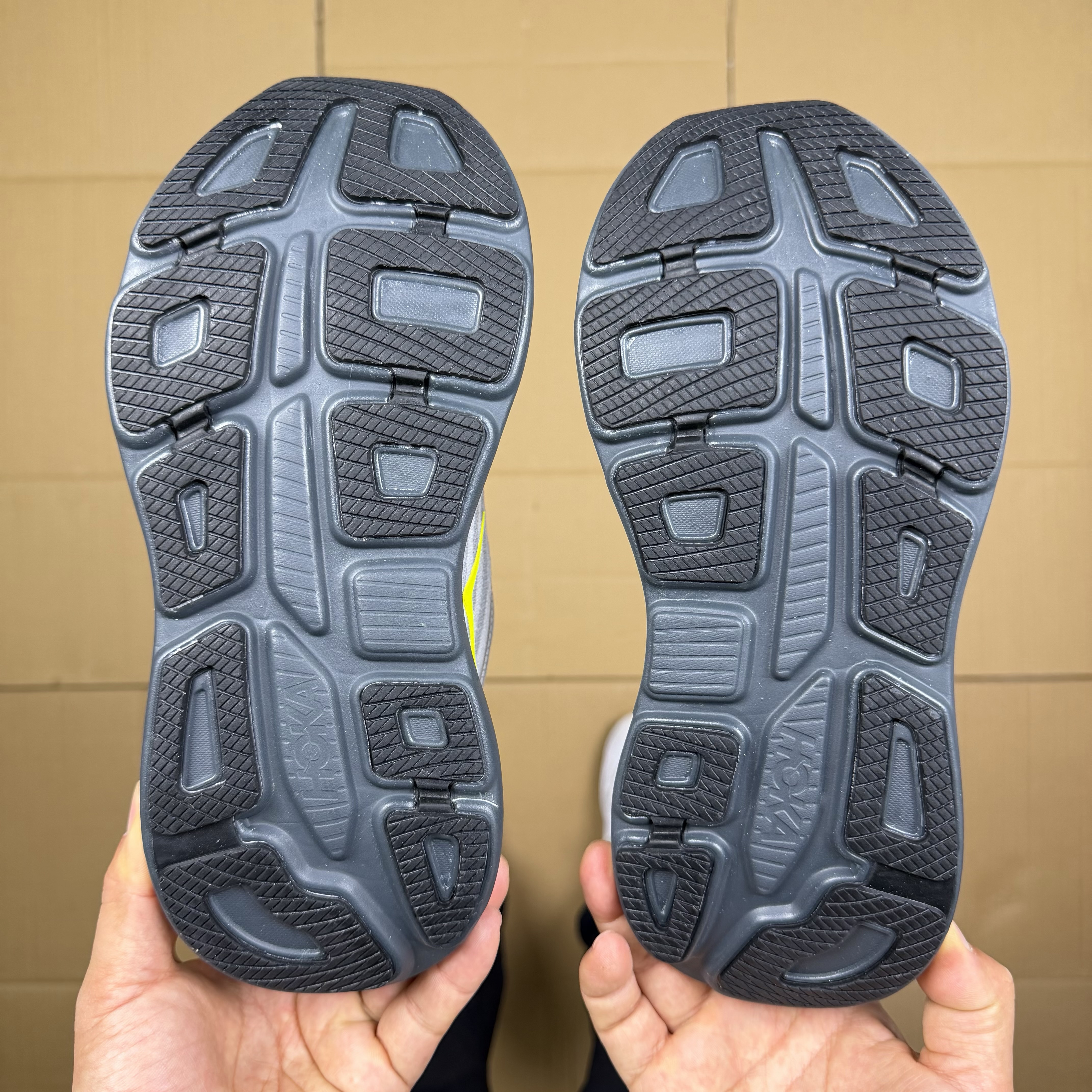 Hoka One One Bondi 9 