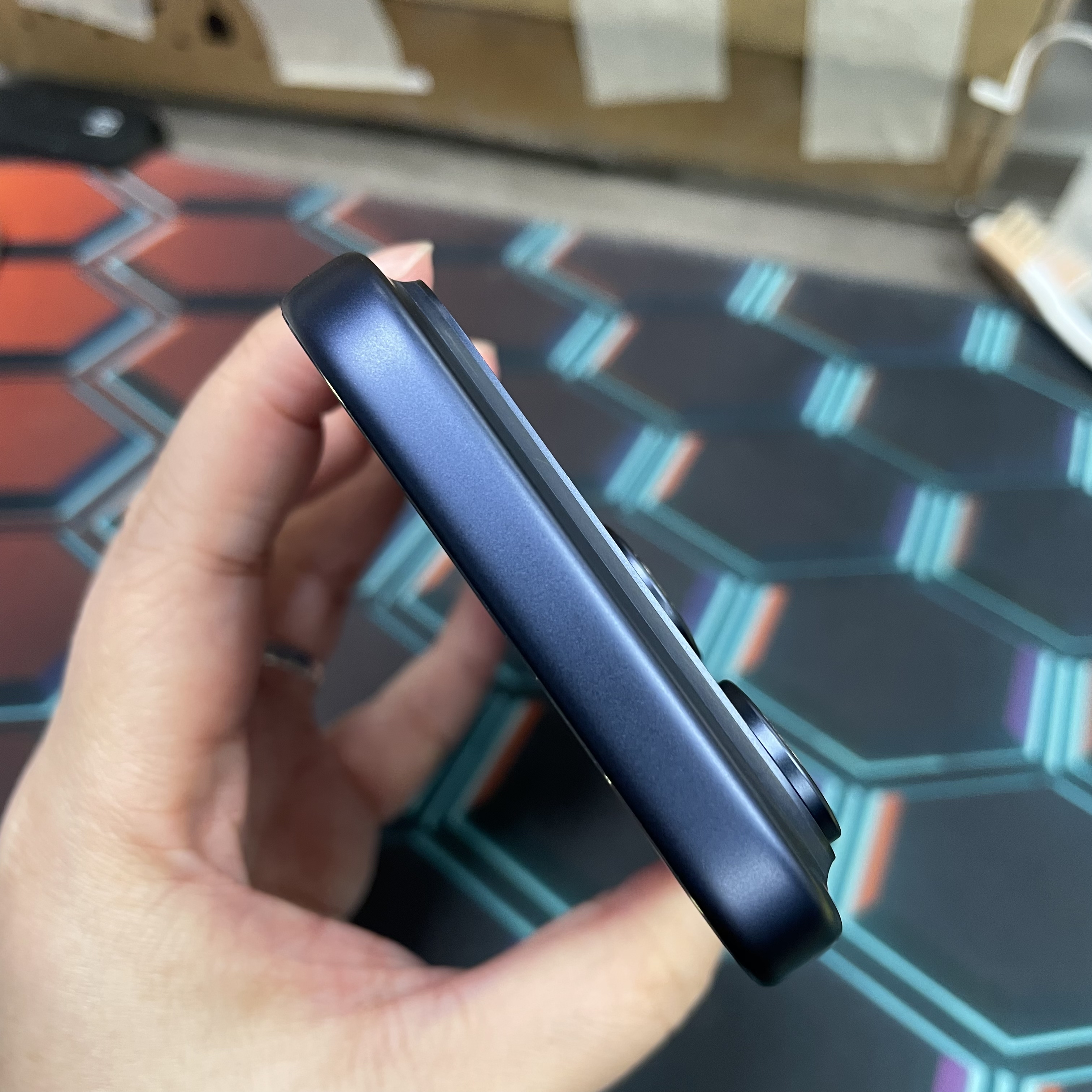 *8367 17 pro 完美機 256GB 電100 藍色 blue