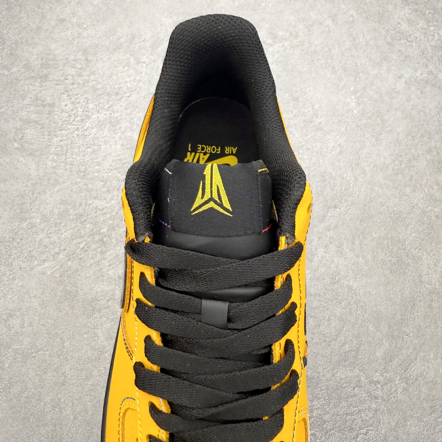 Nike Air Force 1 Low IQ2713-700