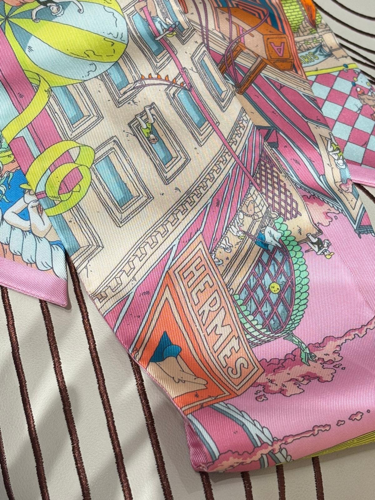 Hermes Maxi Twilly 100%Authentic, 99%New ✅Box