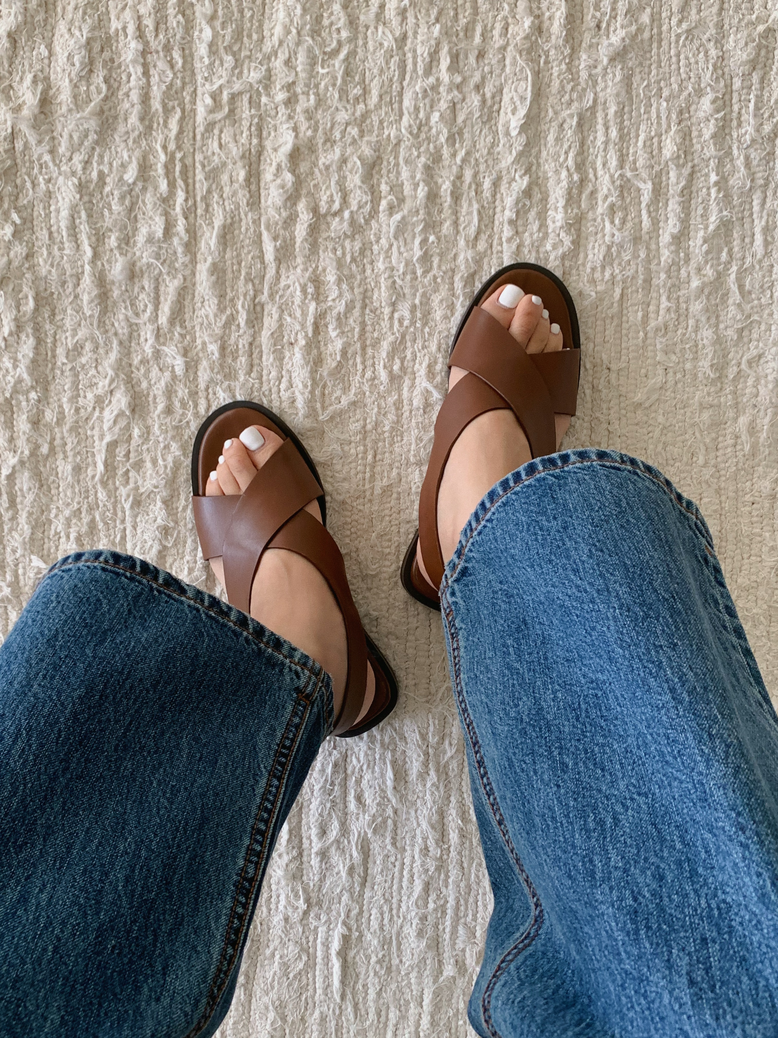 Cross Strap Sandals (2 colors)