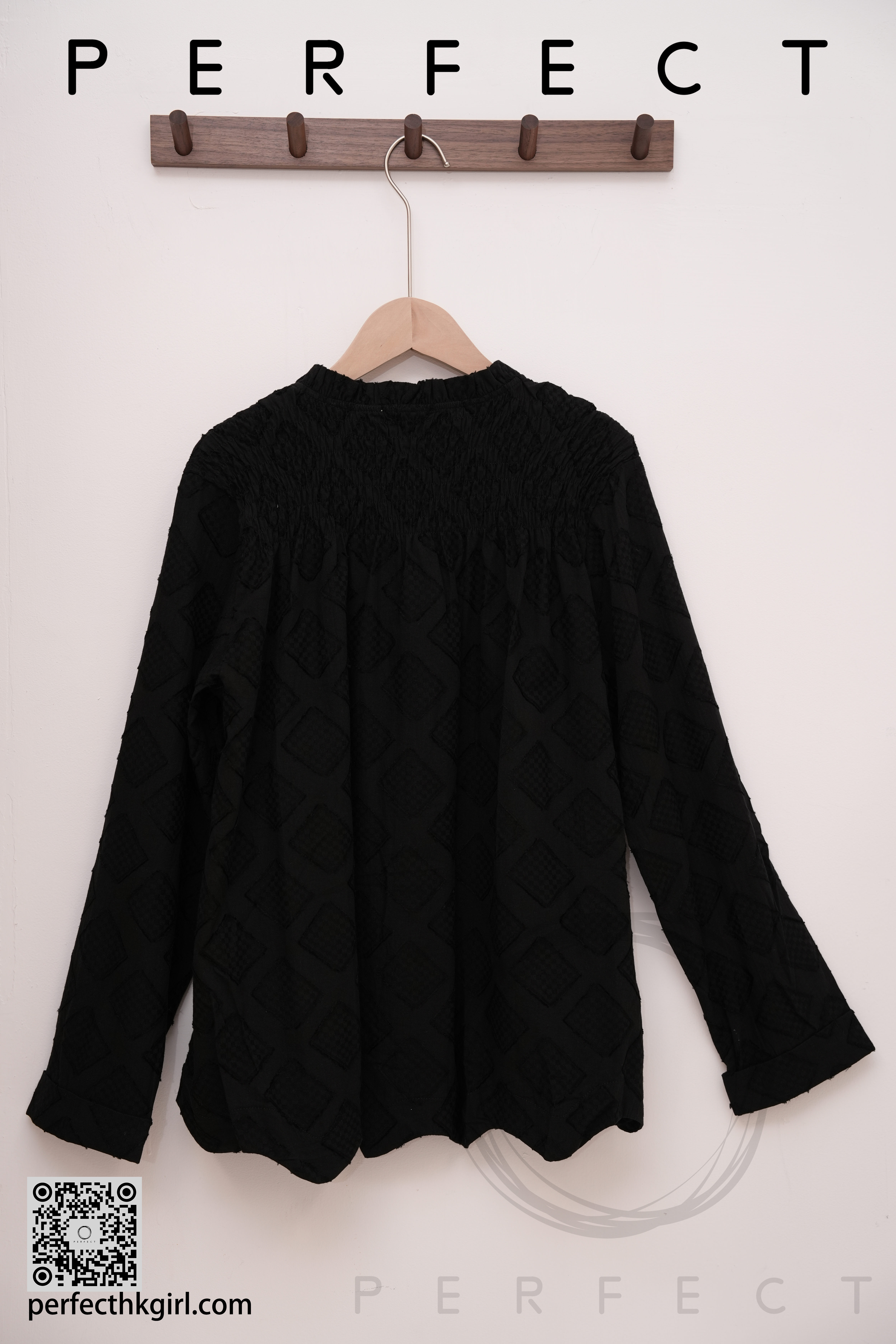 T0028_氣質肩位皺褶衣領荷葉腳裇衫（顯瘦黑）