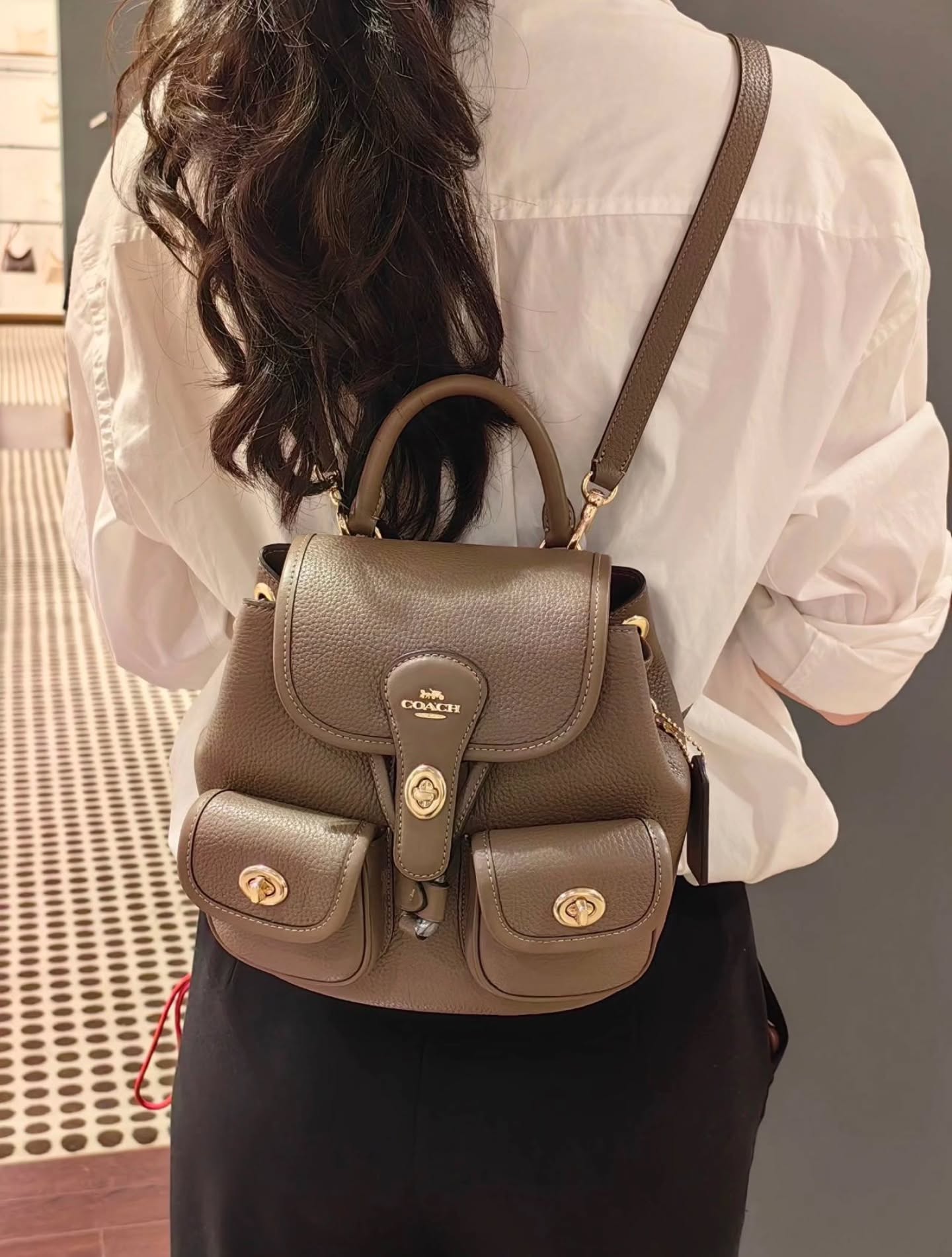 🇯🇵Coach Hadley 双肩包