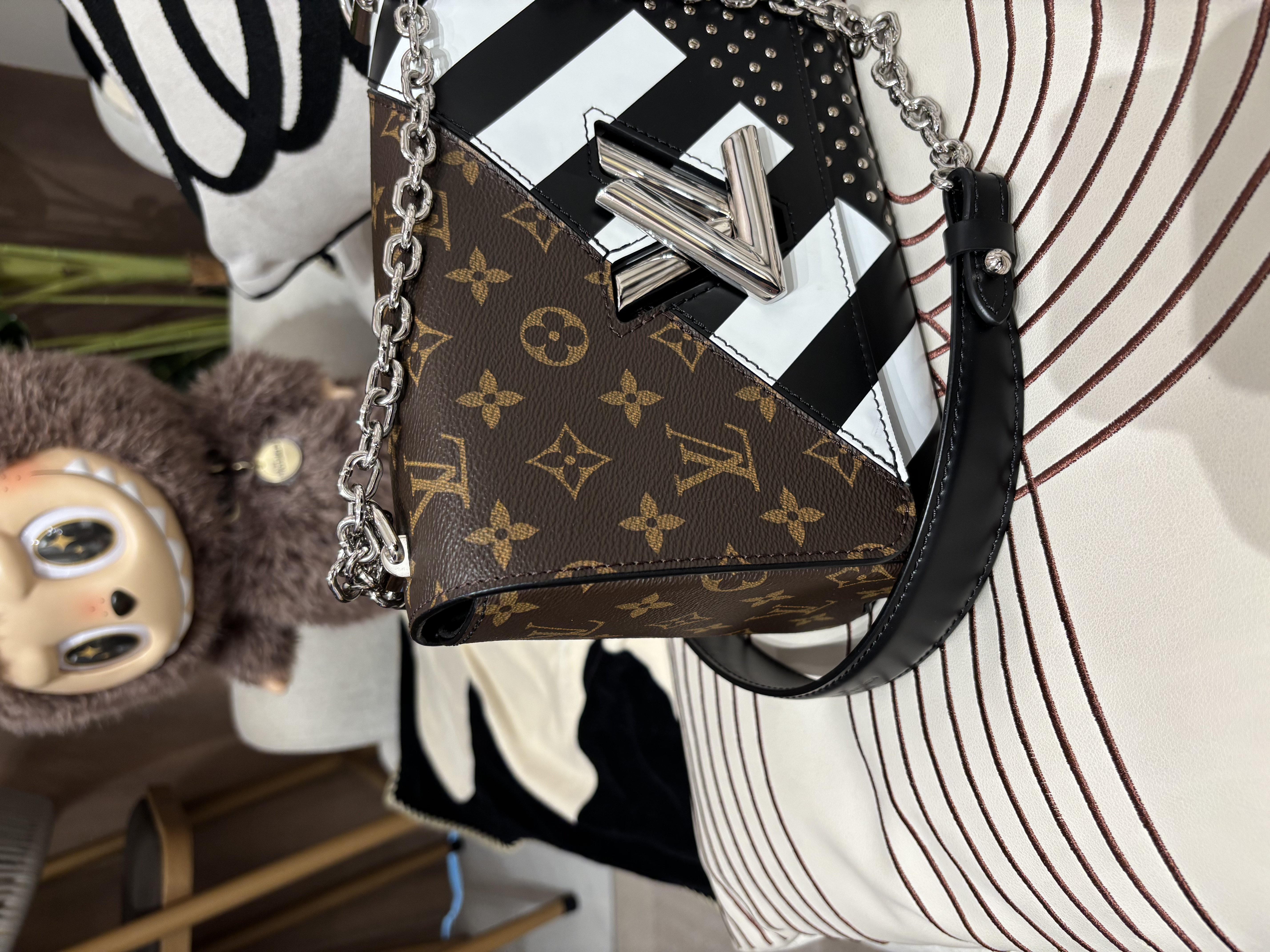 Lv twist mm limited edition 