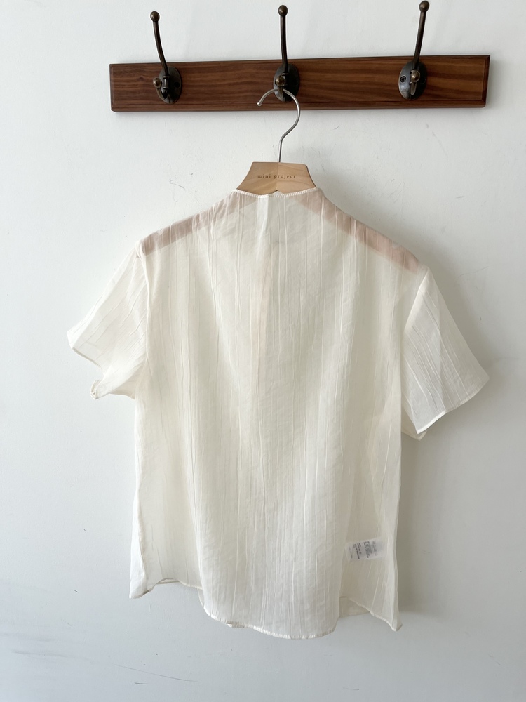 Airy Sheer Crinkle Top (Ivory)