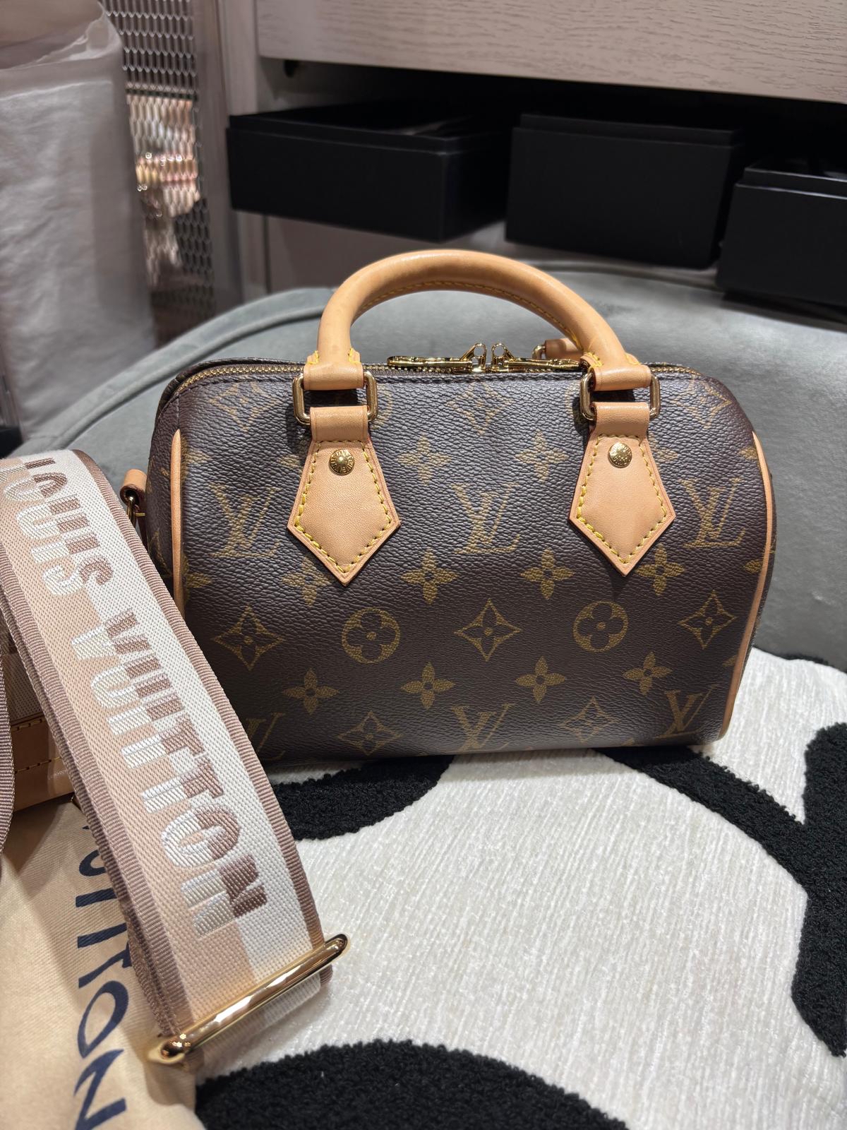 LV Speedy 20 Bandouliere Monogram M46234 100%Authentic, 95%New ✅key lock ✅Dust bag