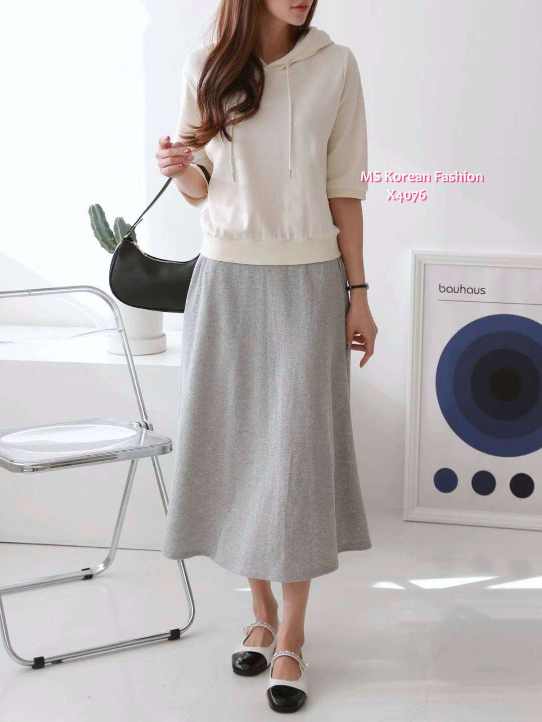 X4076 韓國🇰🇷假兩件拼色有帽連身裙