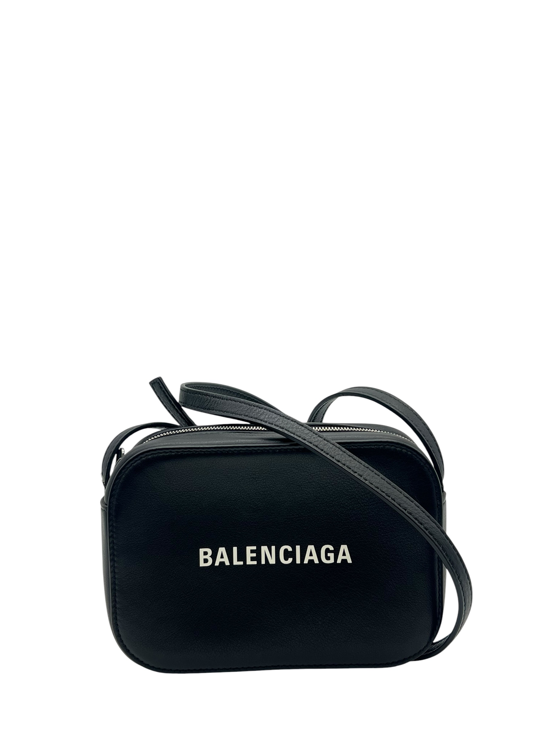 Pre-Owned BALENCIAGA Everyday Camera Bag / Product Code: 061407