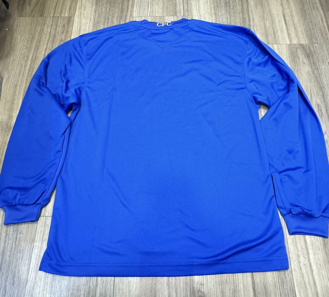 Chelsea 2000s training sweater (bnwt)