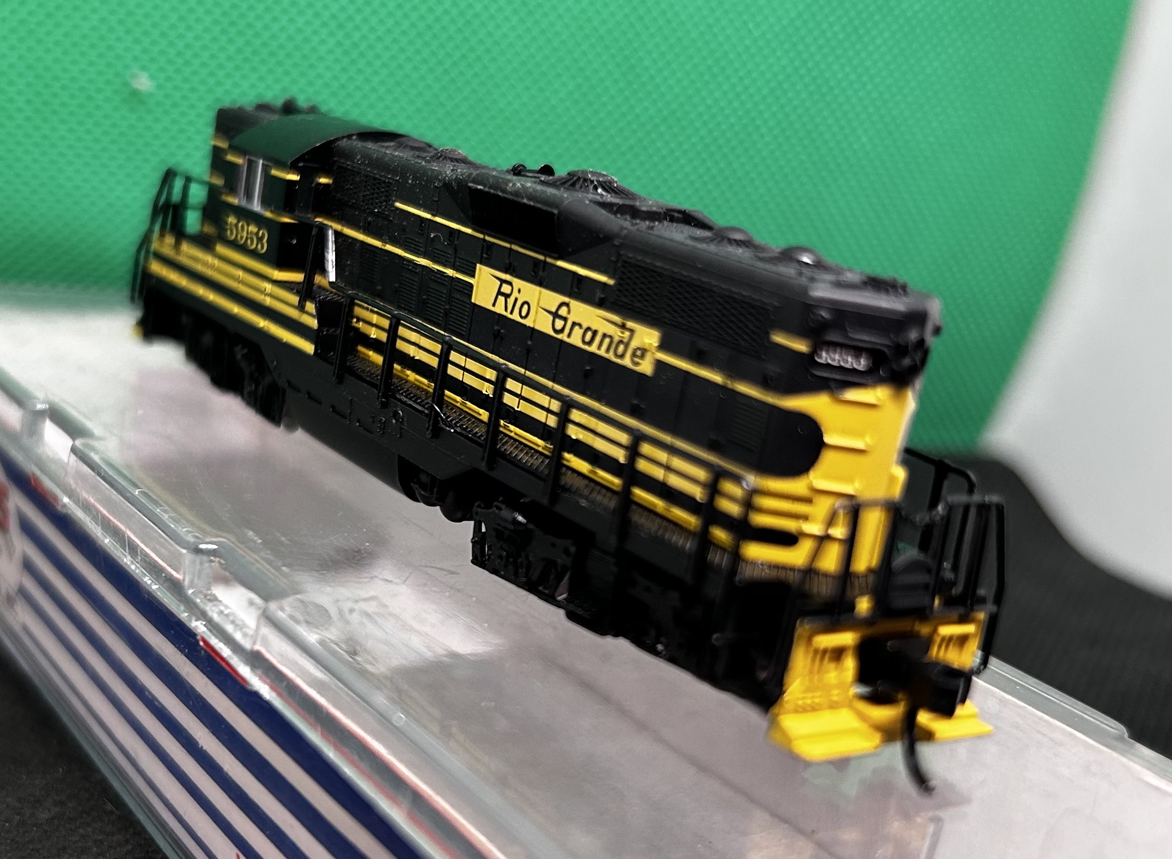 Atlas N' GP-9 Ph.2 Rio Grande #5953 (New in the box from old inventory)