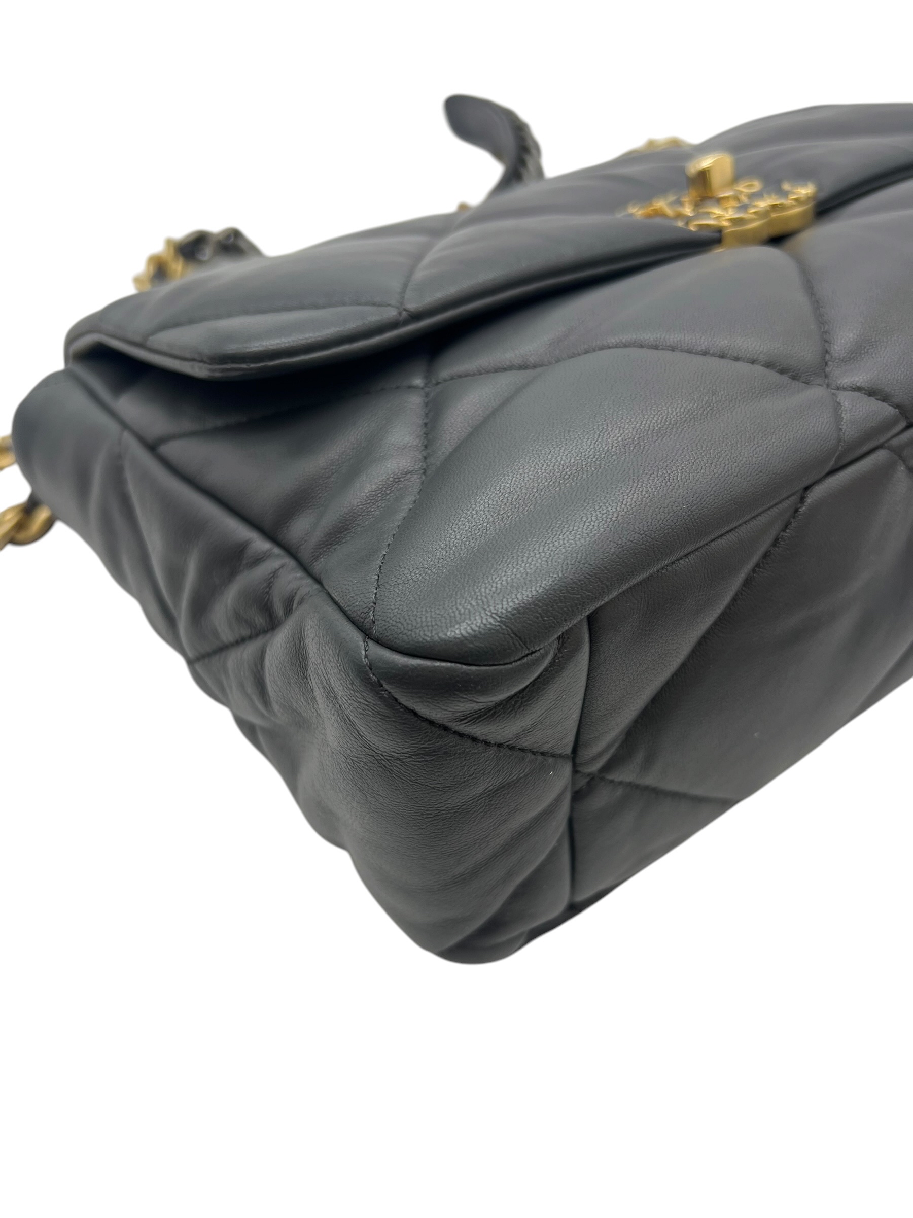Pre-owned CHANEL C19 / Product Code: 071304