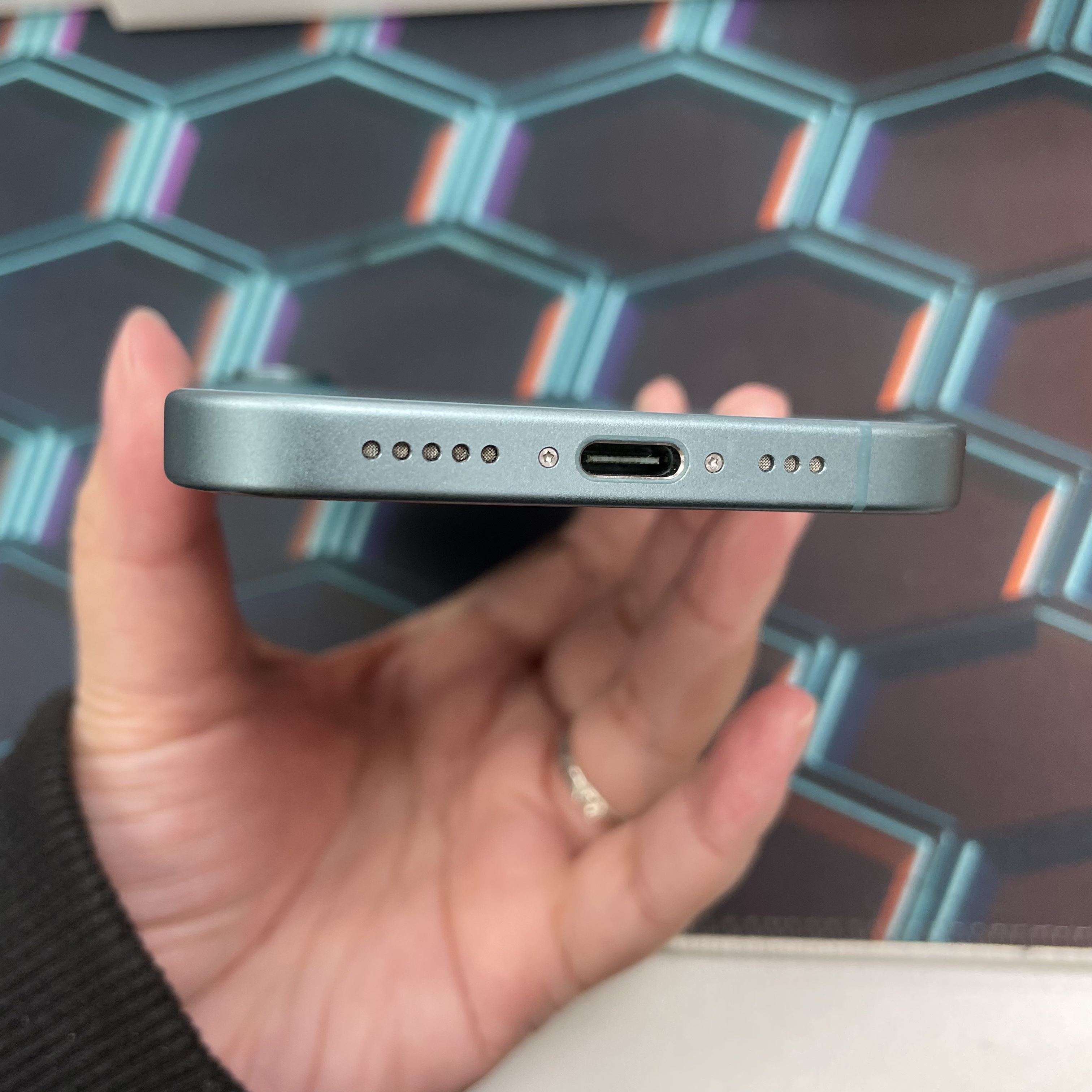 *6124 16 勁靚機 256GB 電89 綠色 green