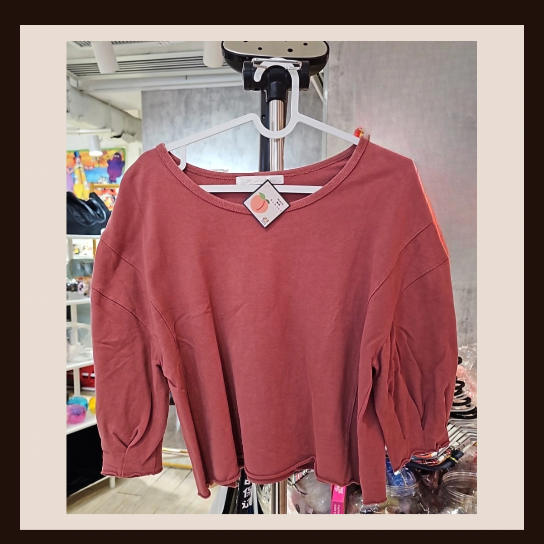 🍑 甜美冬日：Viola e Viola 蓬鬆袖內裡毛舒適上衣