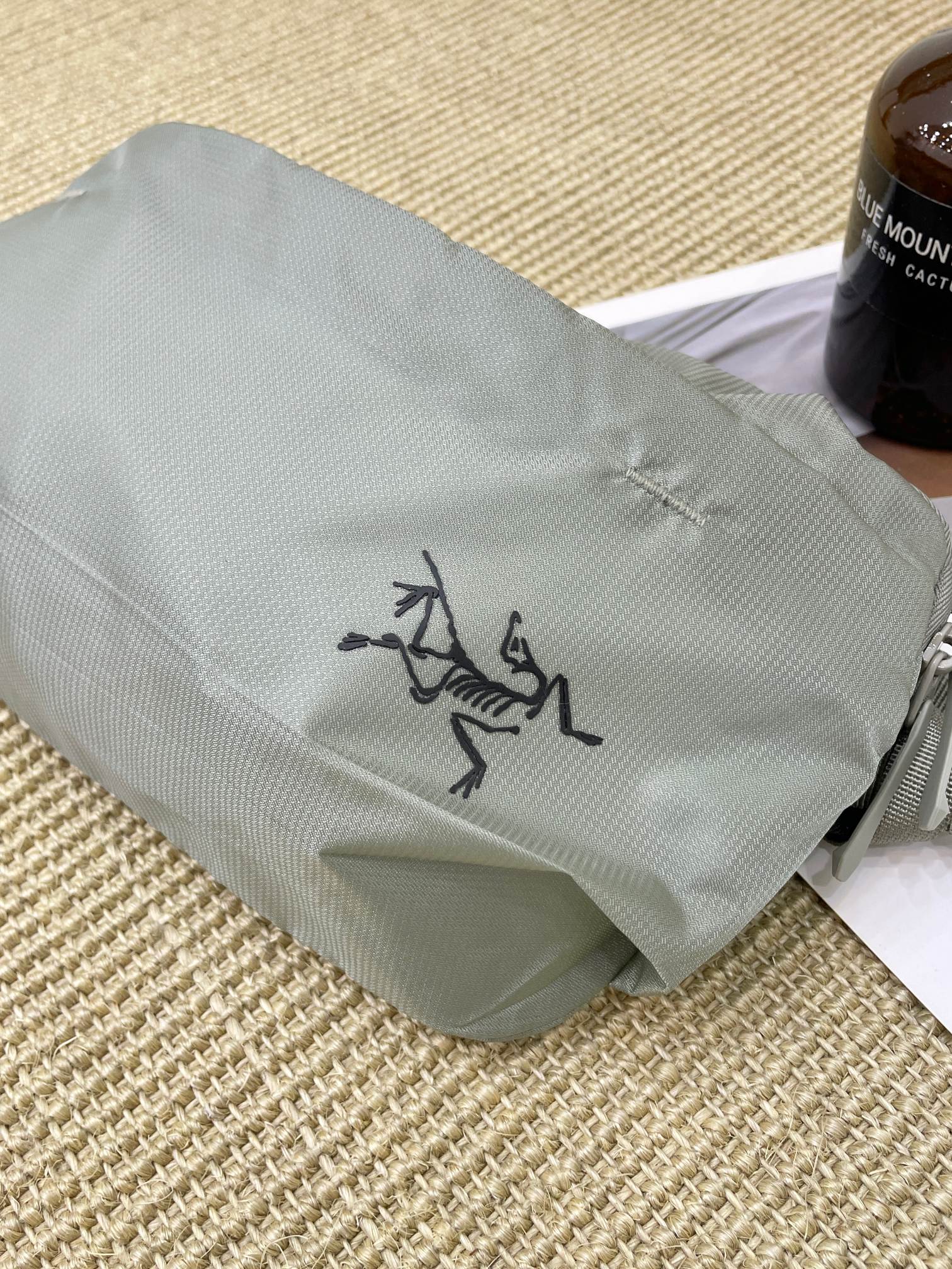 Arc'teryx Heliad 6L Crossbody Bag