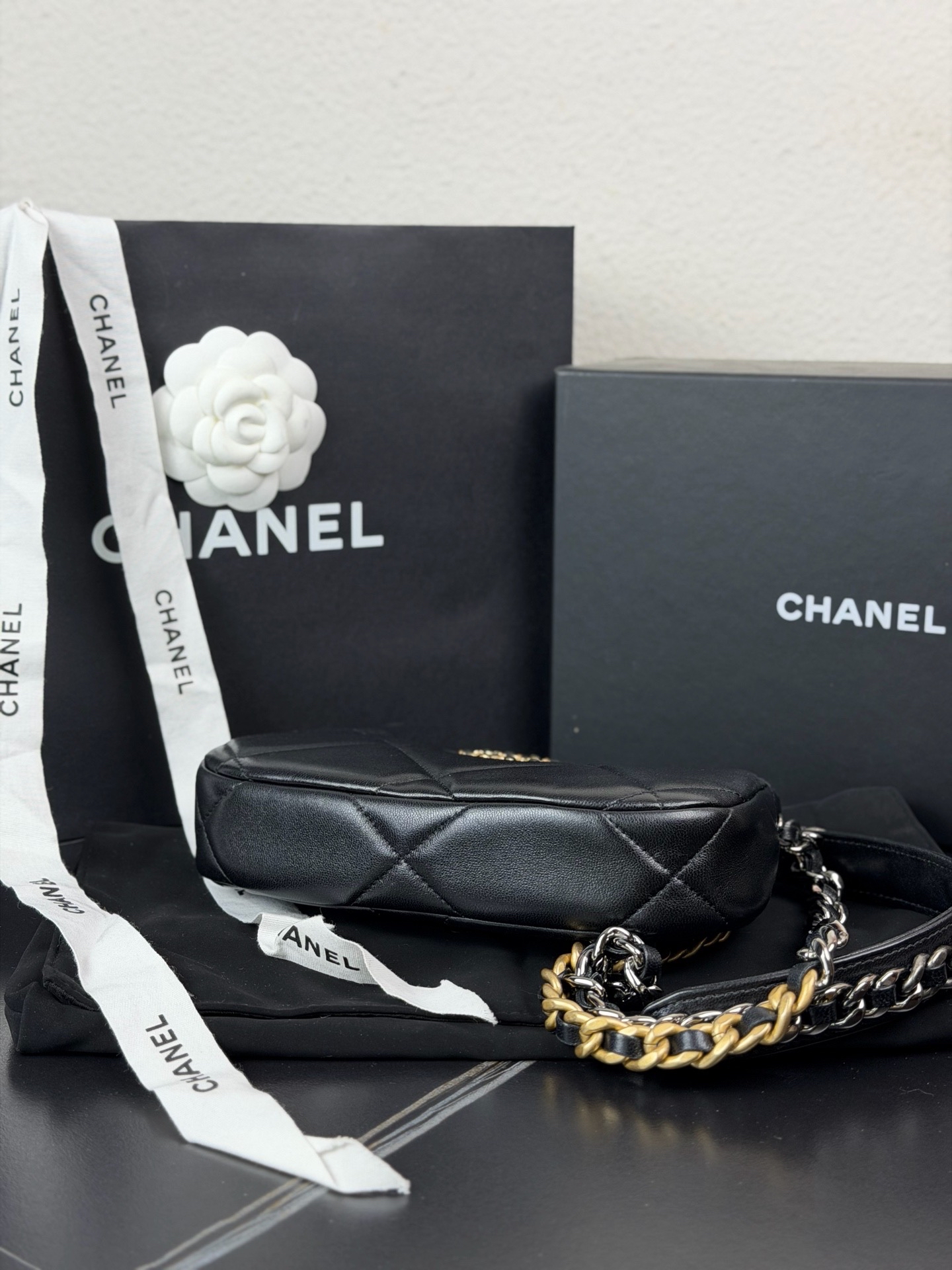 【預訂貨品】Chanel 黑金 hobo