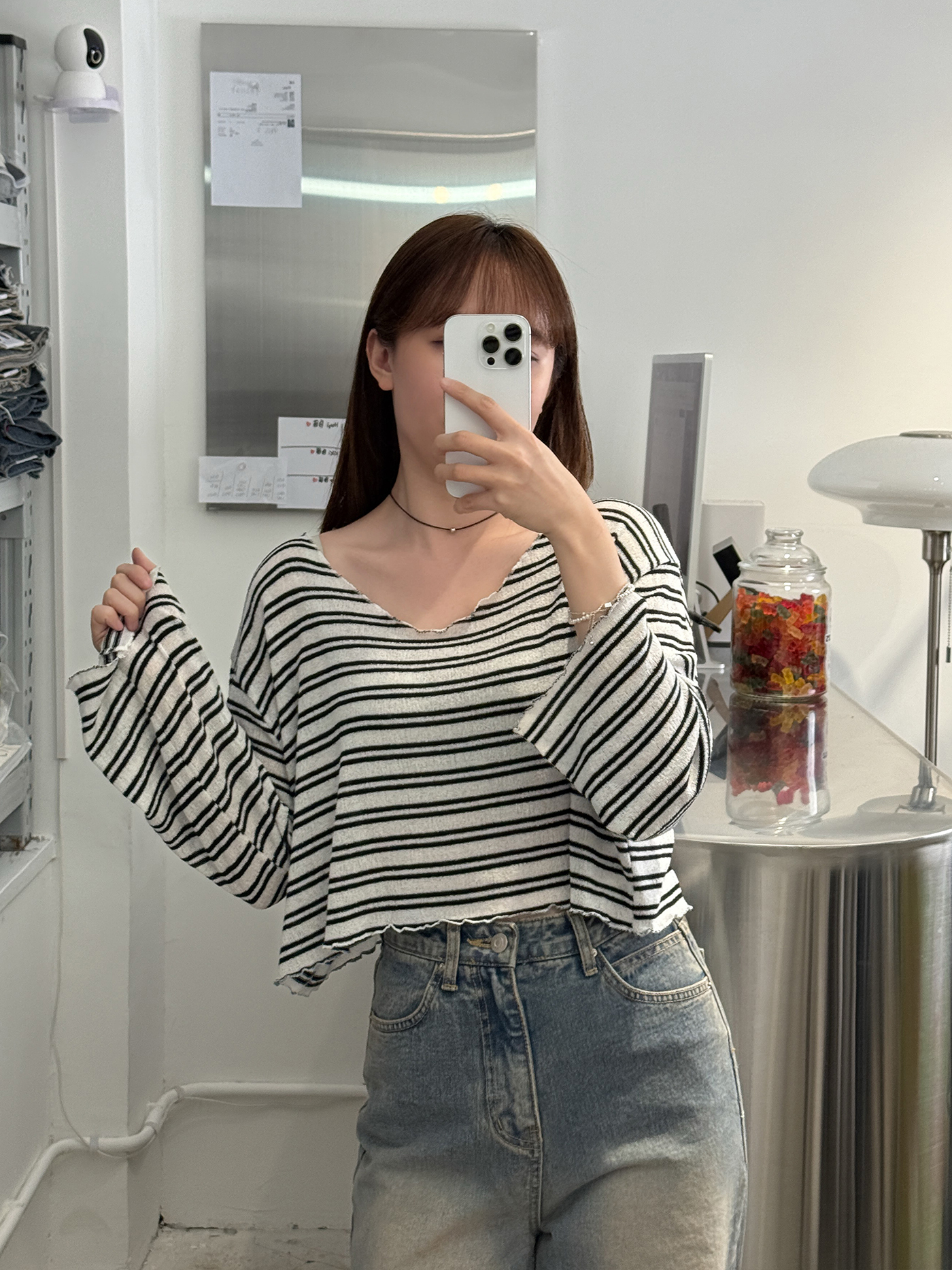 𝐋𝐞𝐭𝐭𝐮𝐜𝐞 𝐞𝐝𝐠𝐞 𝐬𝐭𝐫𝐢𝐩𝐞𝐝 𝐜𝐫𝐨𝐩𝐩𝐞𝐝 𝐭𝐨𝐩