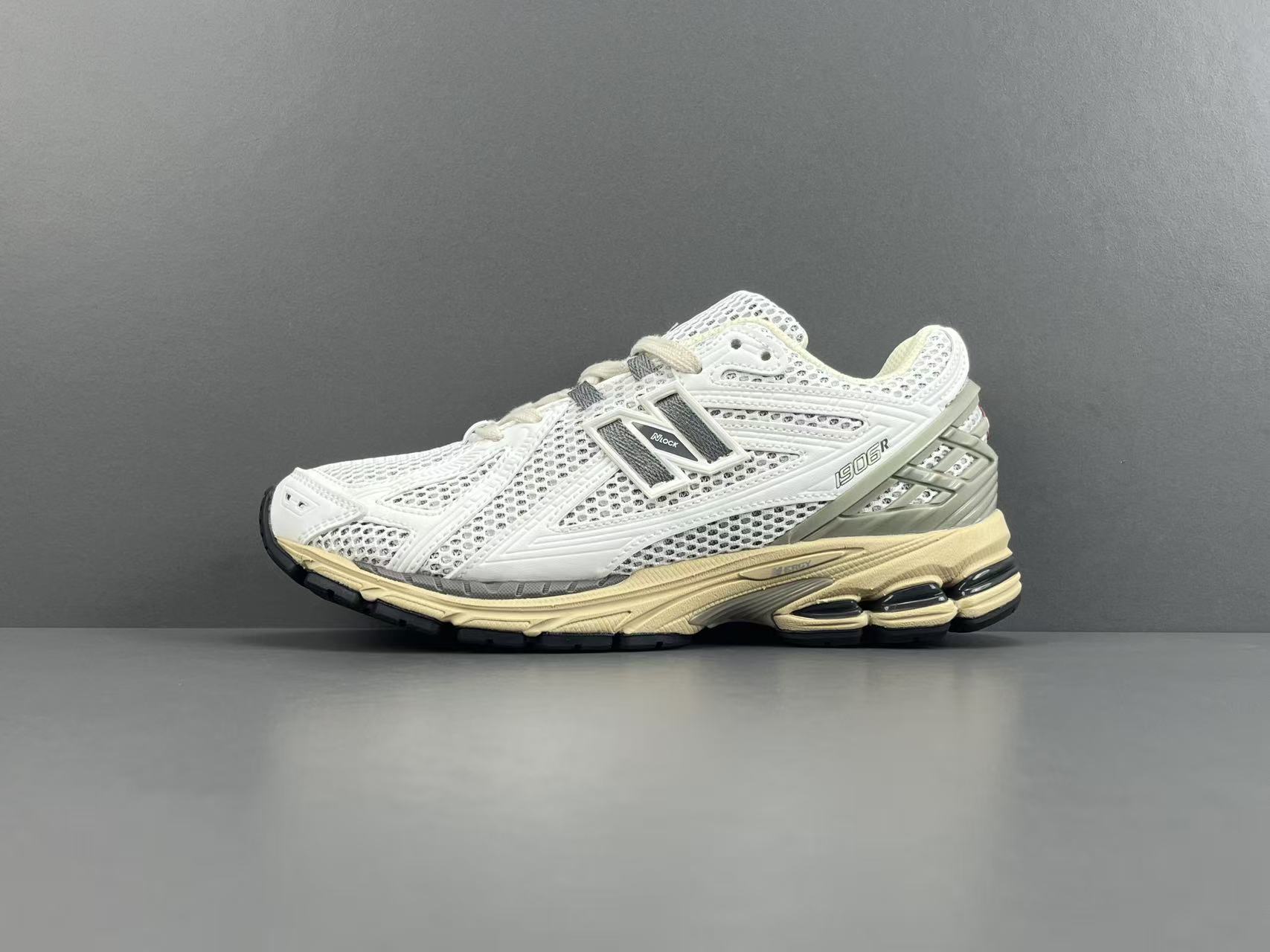 New Balance 1906R U1906RP