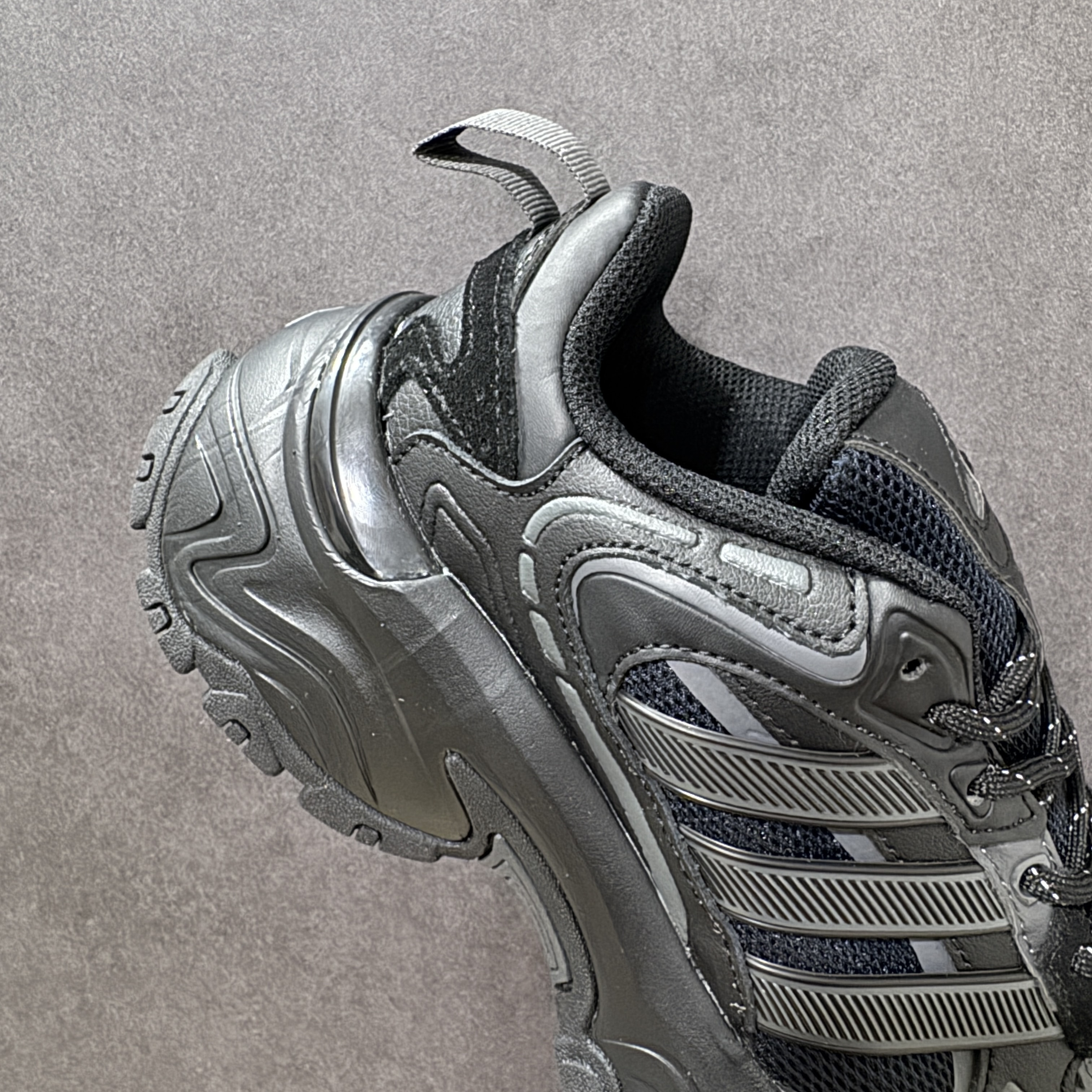 Adidas Shadow Fever JR8215