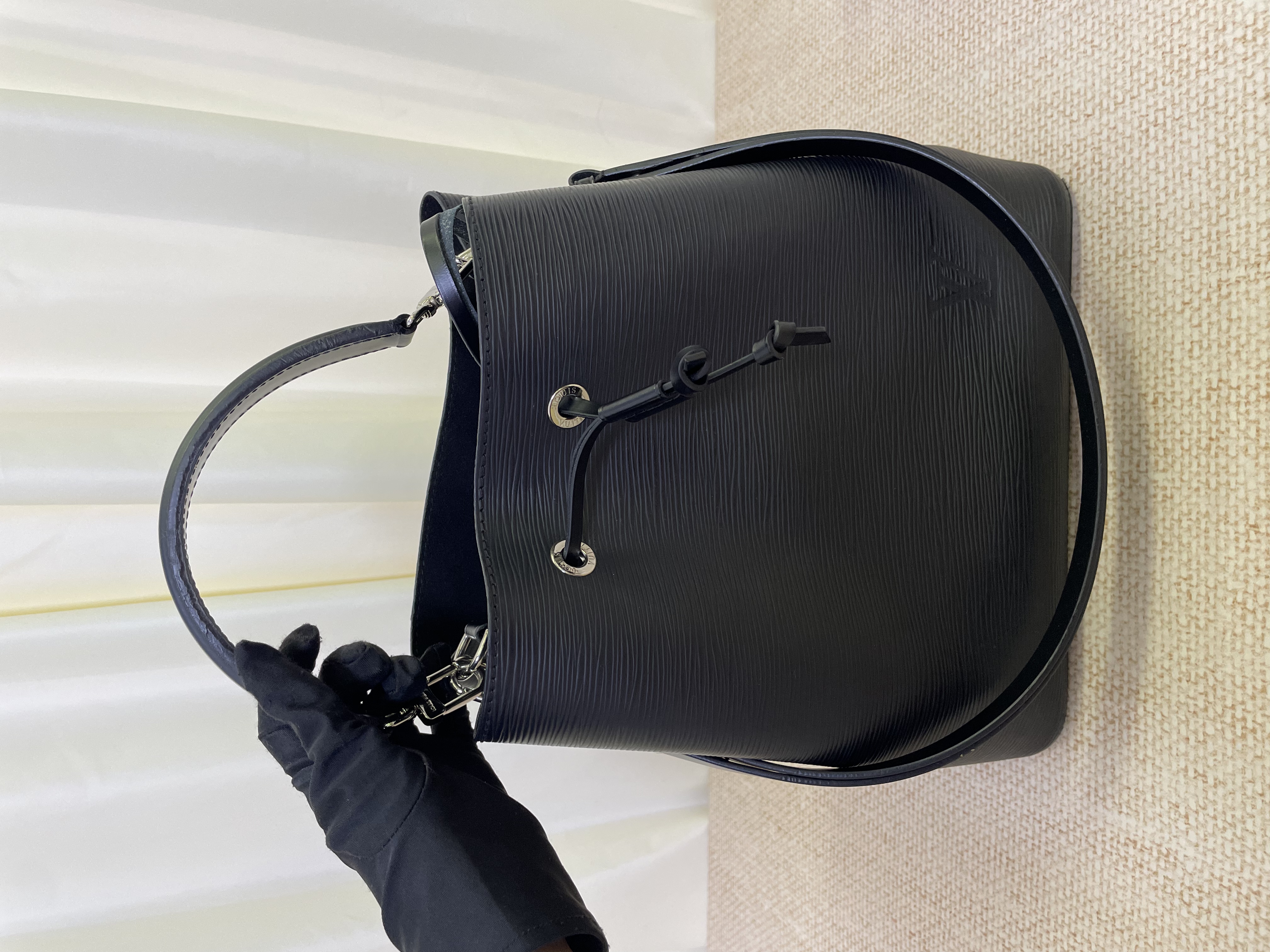 Pre-owned Louis Vuitton NéoNoé MM bucket bag / Product Code: 26031005