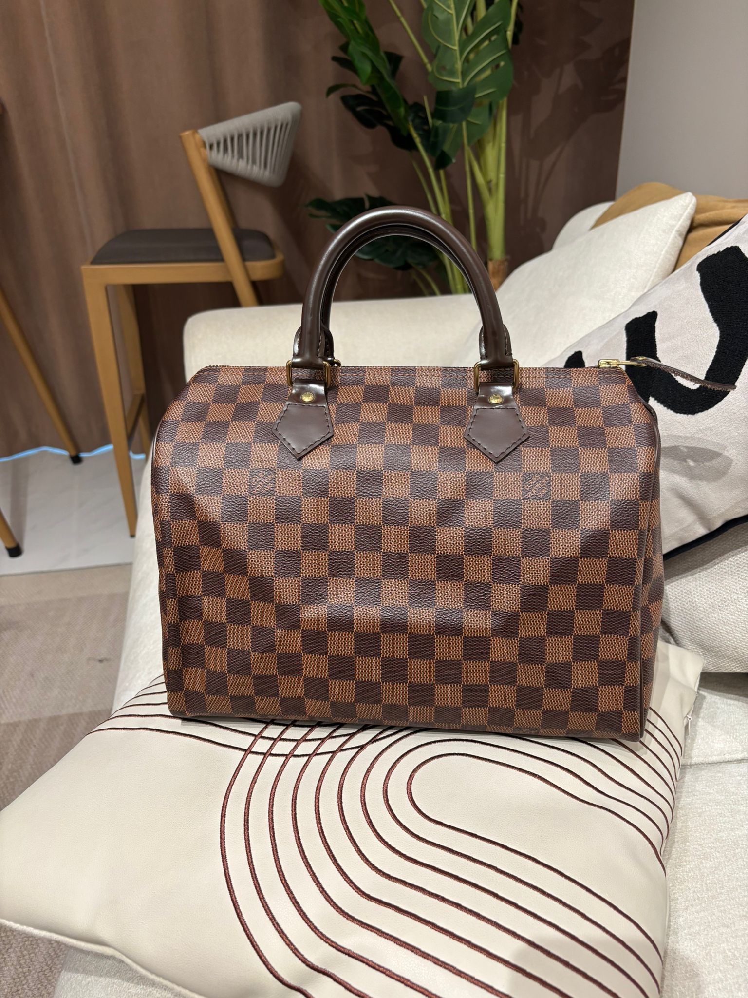 Lv speedy 30 100%Authentic,98%new ✅Key Lock ✅塵袋